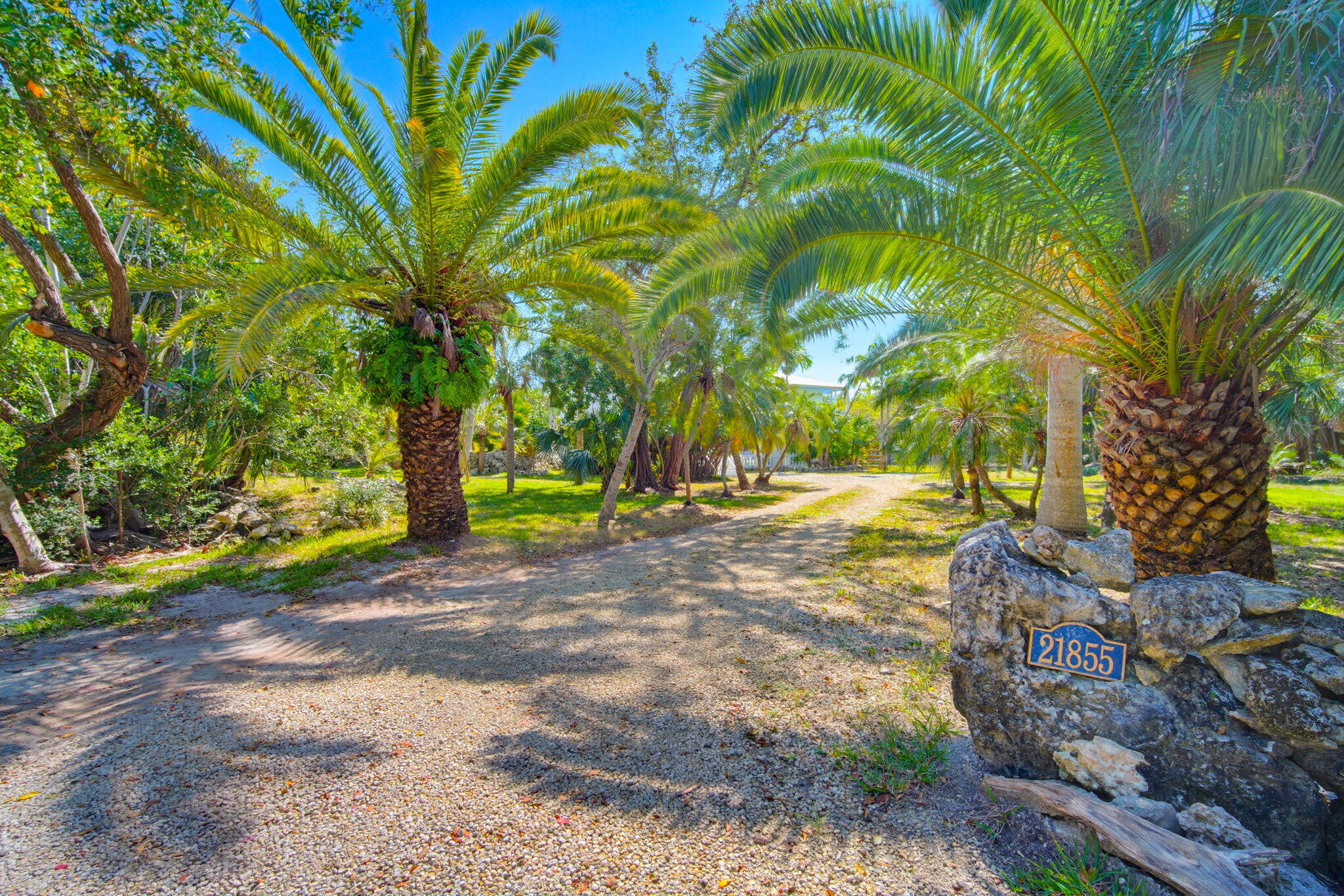 21855 Spain Boulevard Property Photo 1