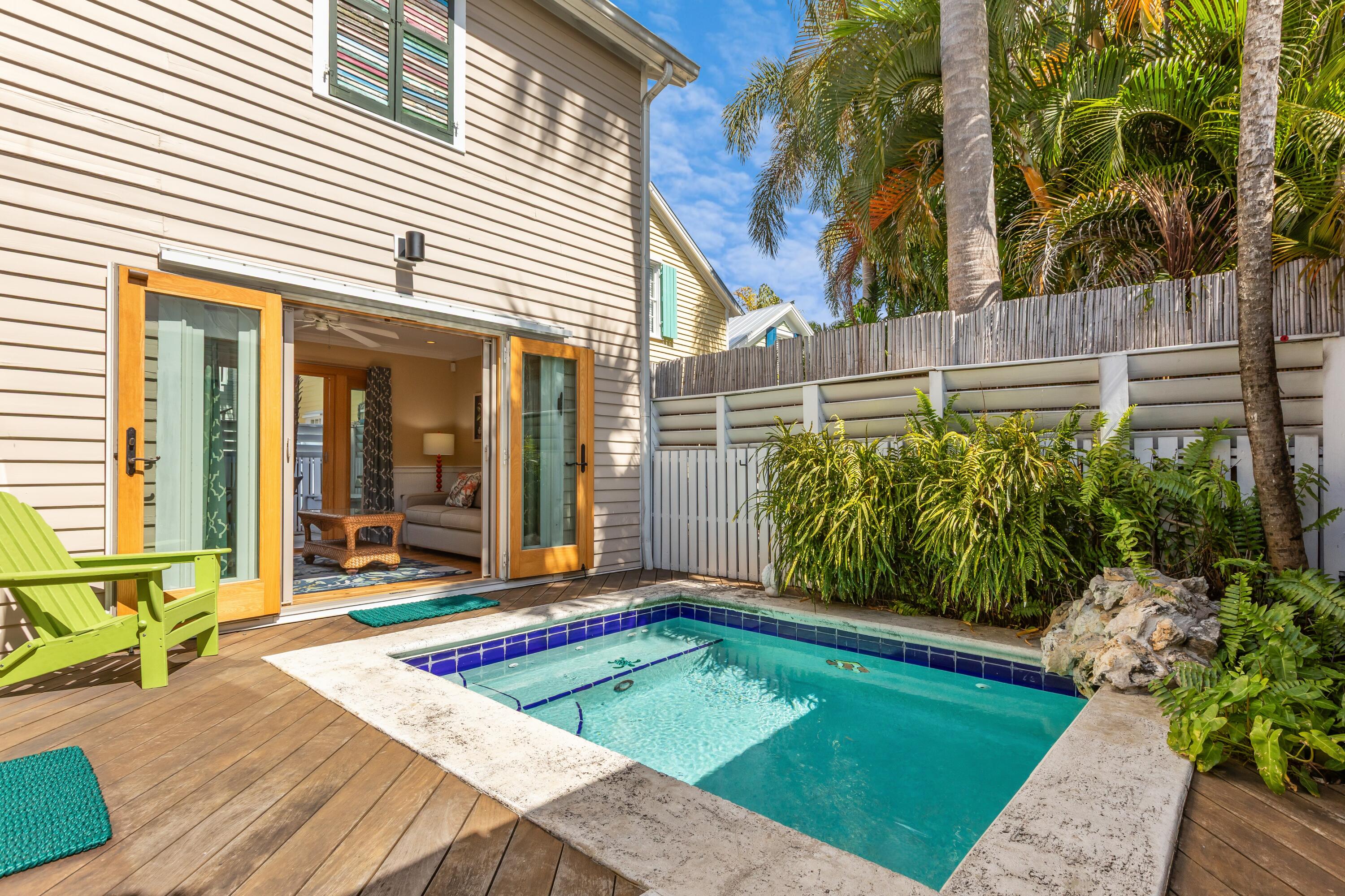 413 Frances Street Property Photo 16