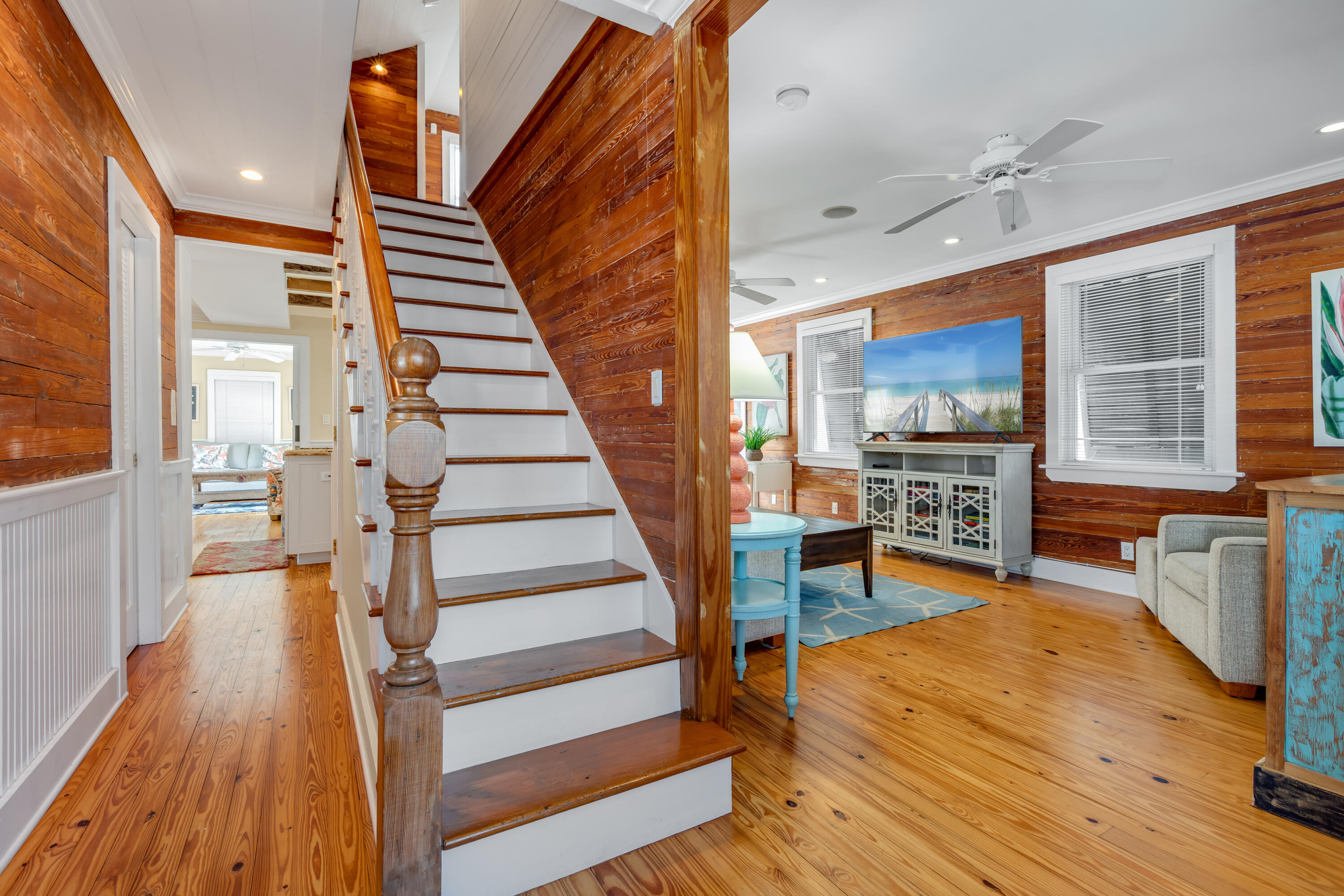 413 Frances Street Property Photo 28