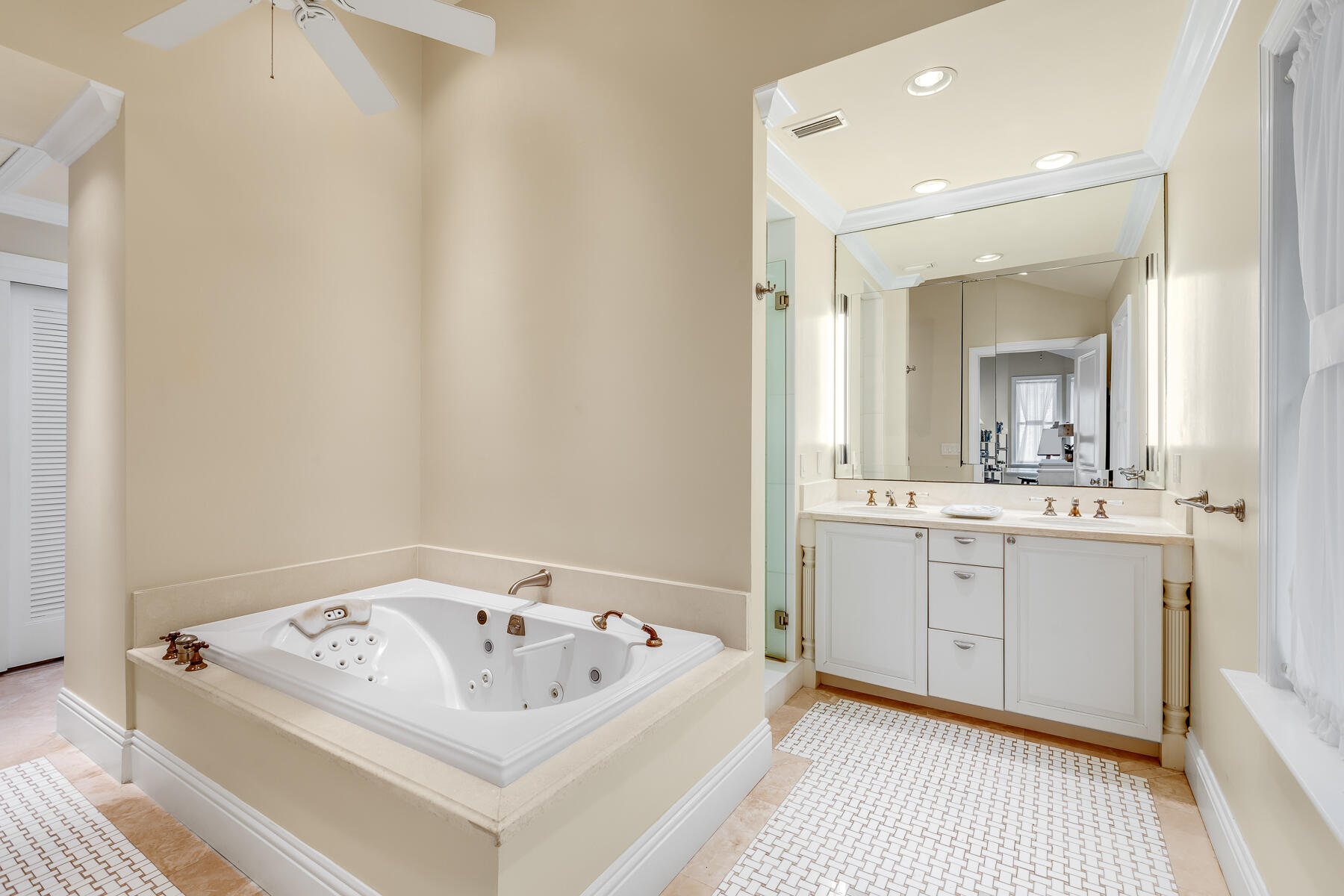 1513 Pine Street Property Photo 26