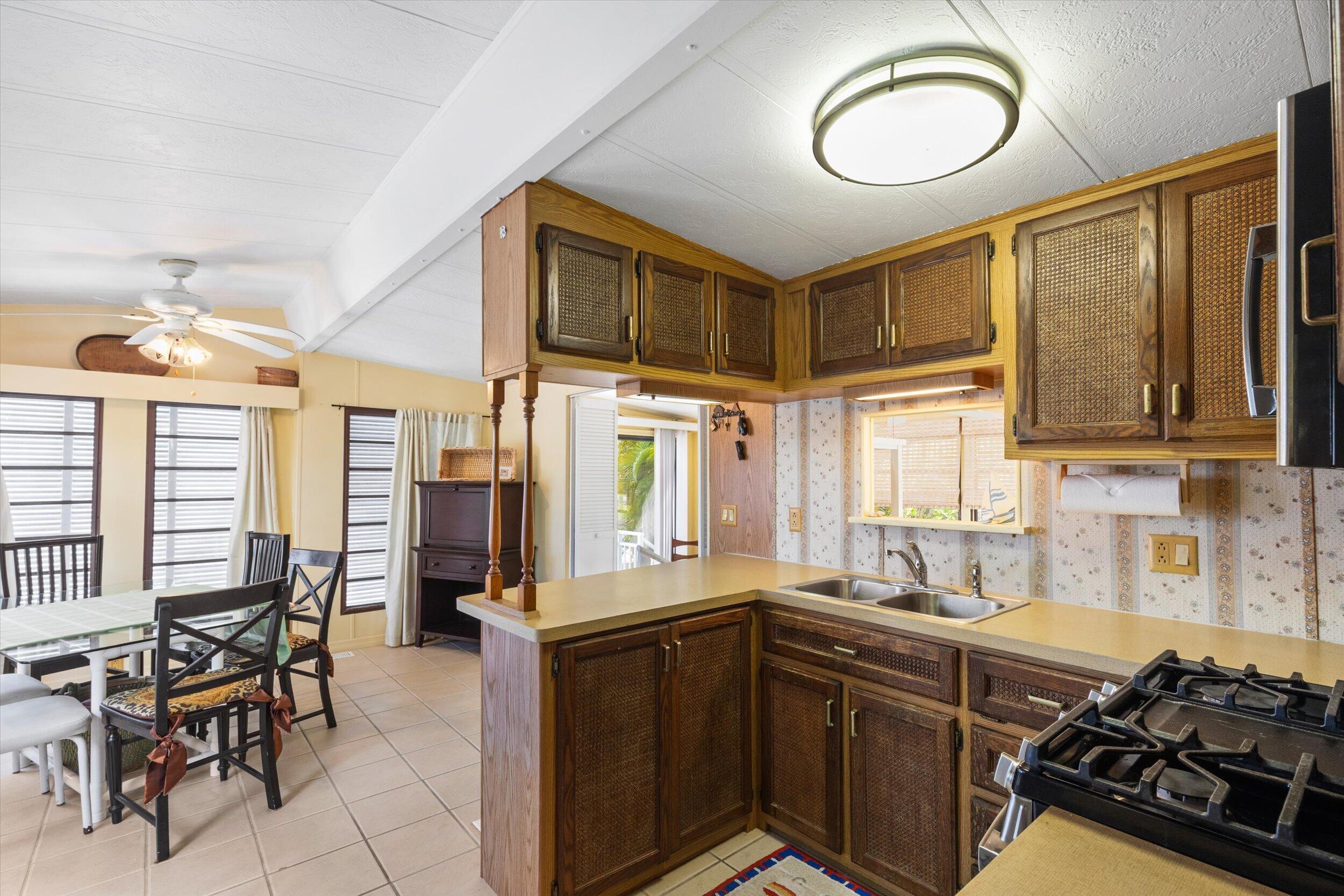 701 Spanish Main Drive 548 Property Photo 15