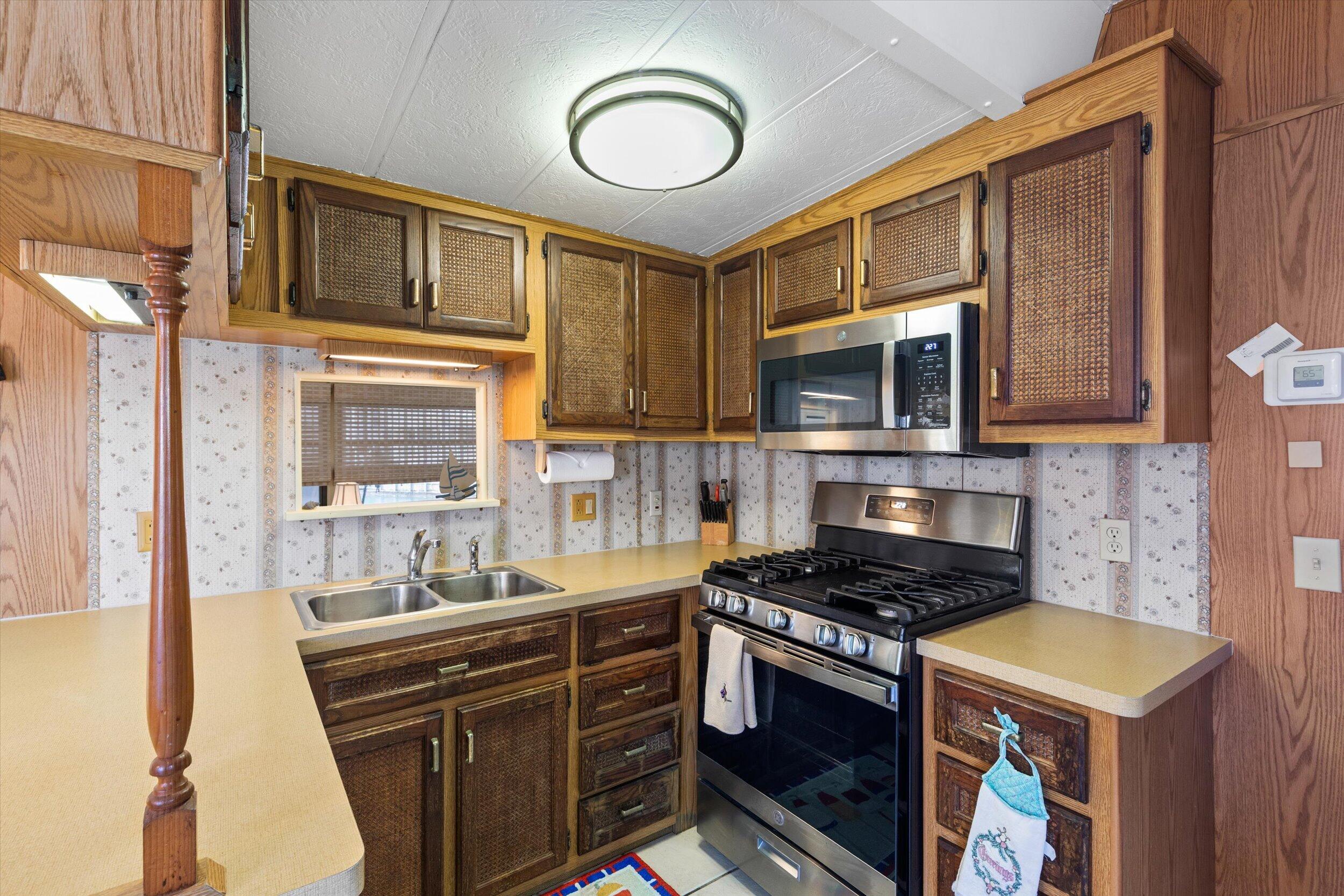 701 Spanish Main Drive 548 Property Photo 17