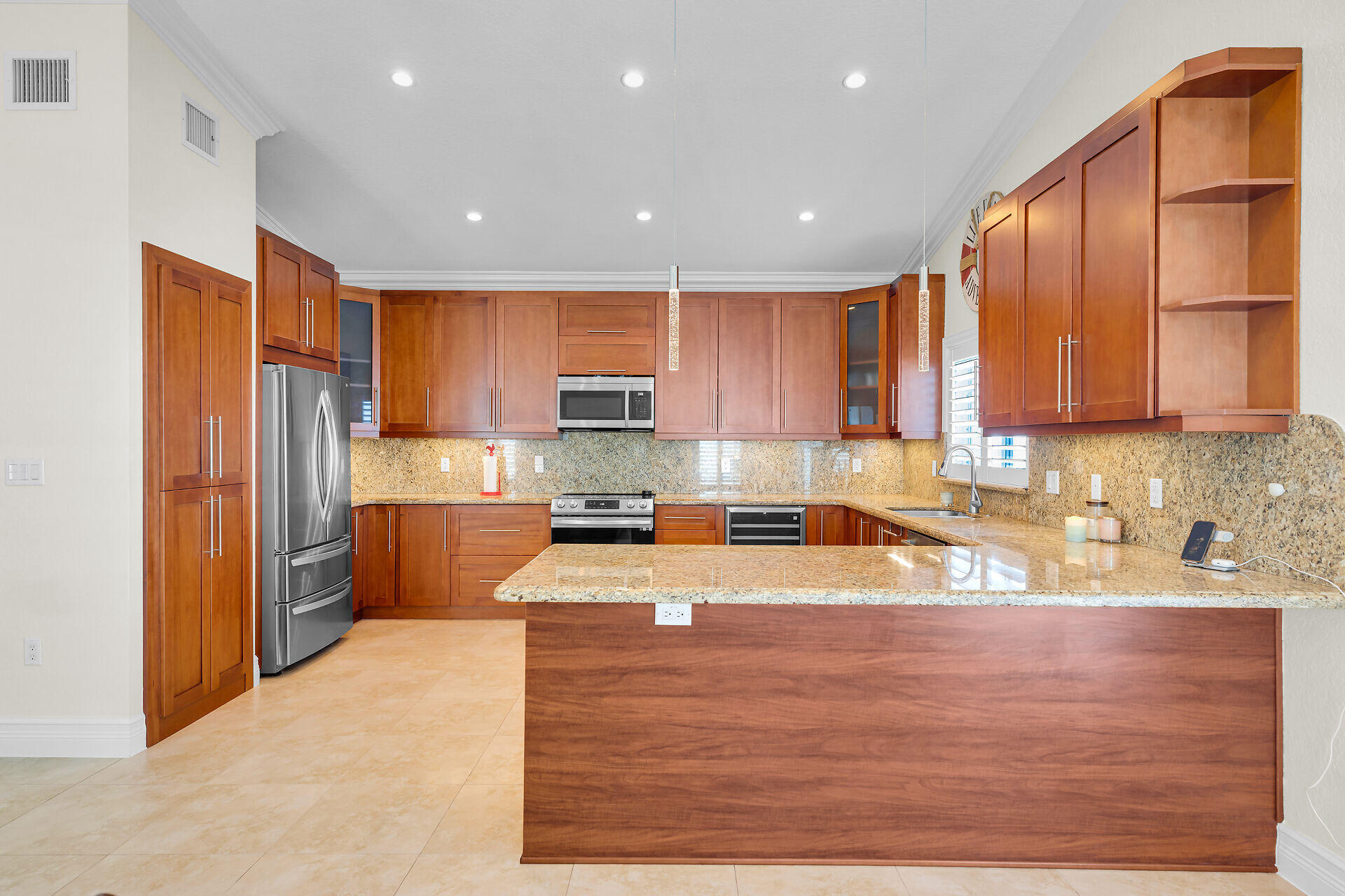 226 Normandy Drive Property Photo 43