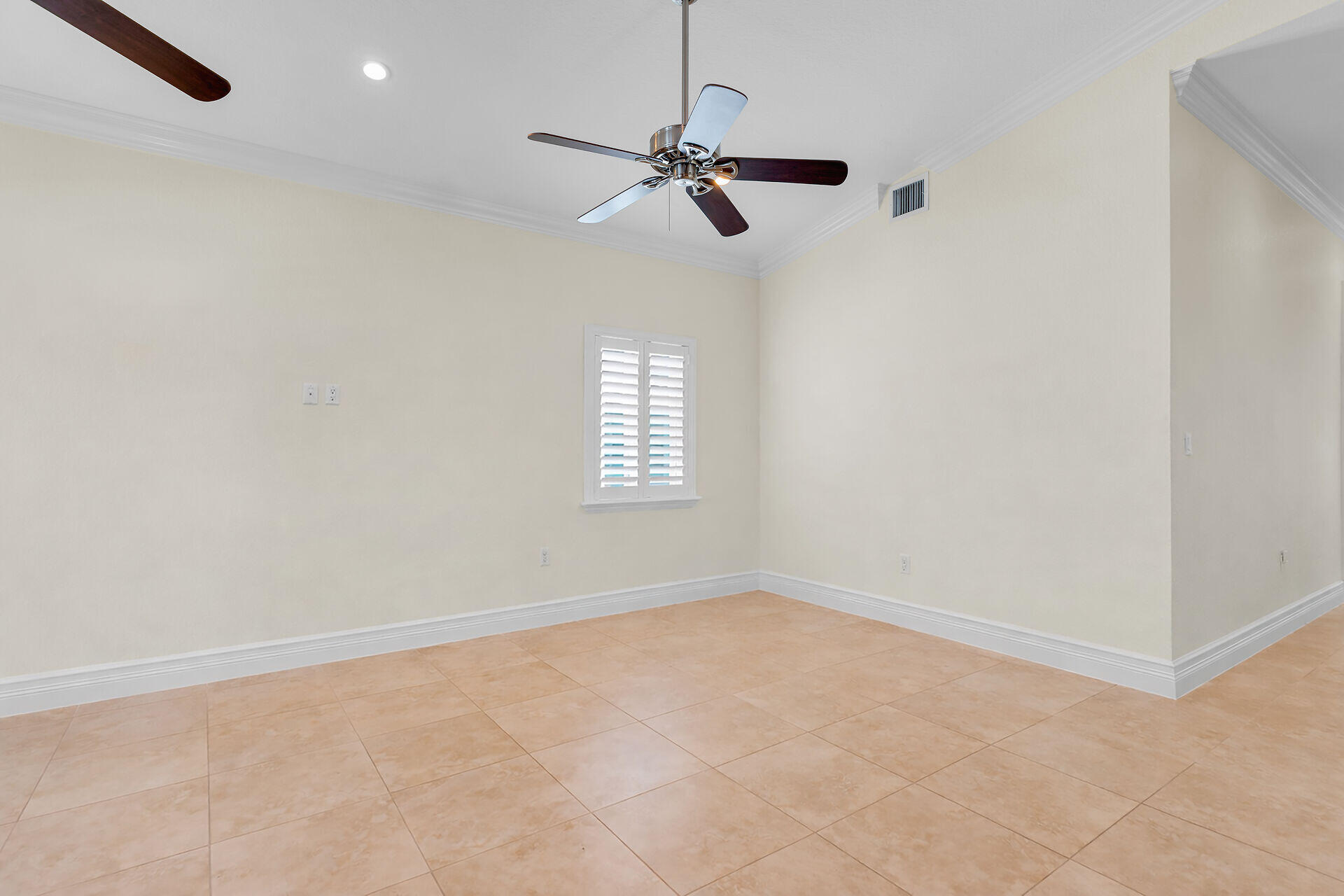 226 Normandy Drive Property Photo 46