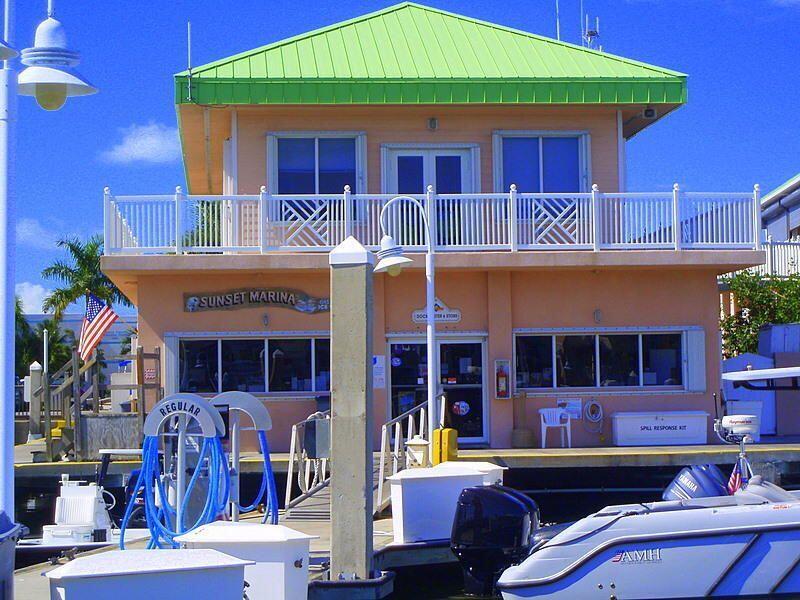 5555 College Road Conch 8 Property Photo 13