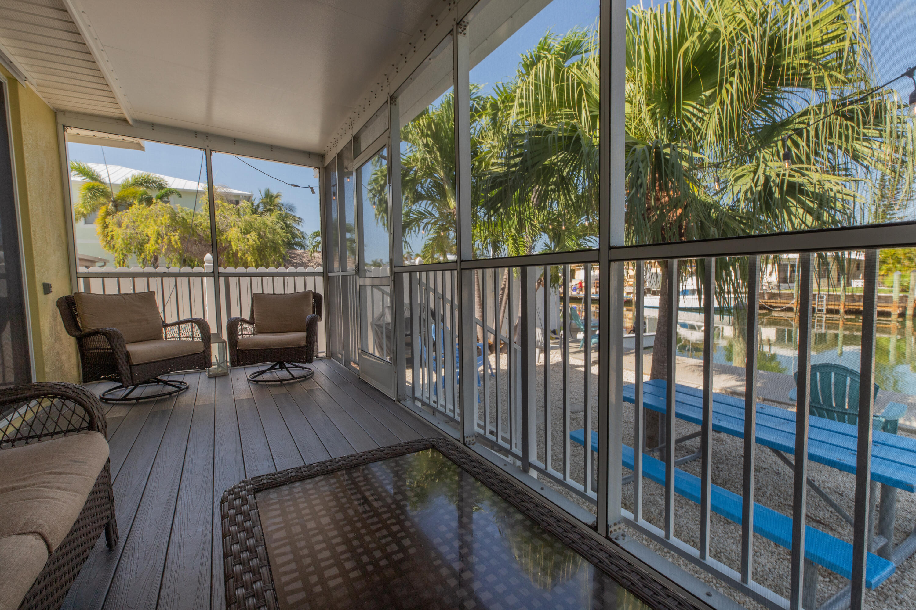 441 3rd Street Property Photo 14