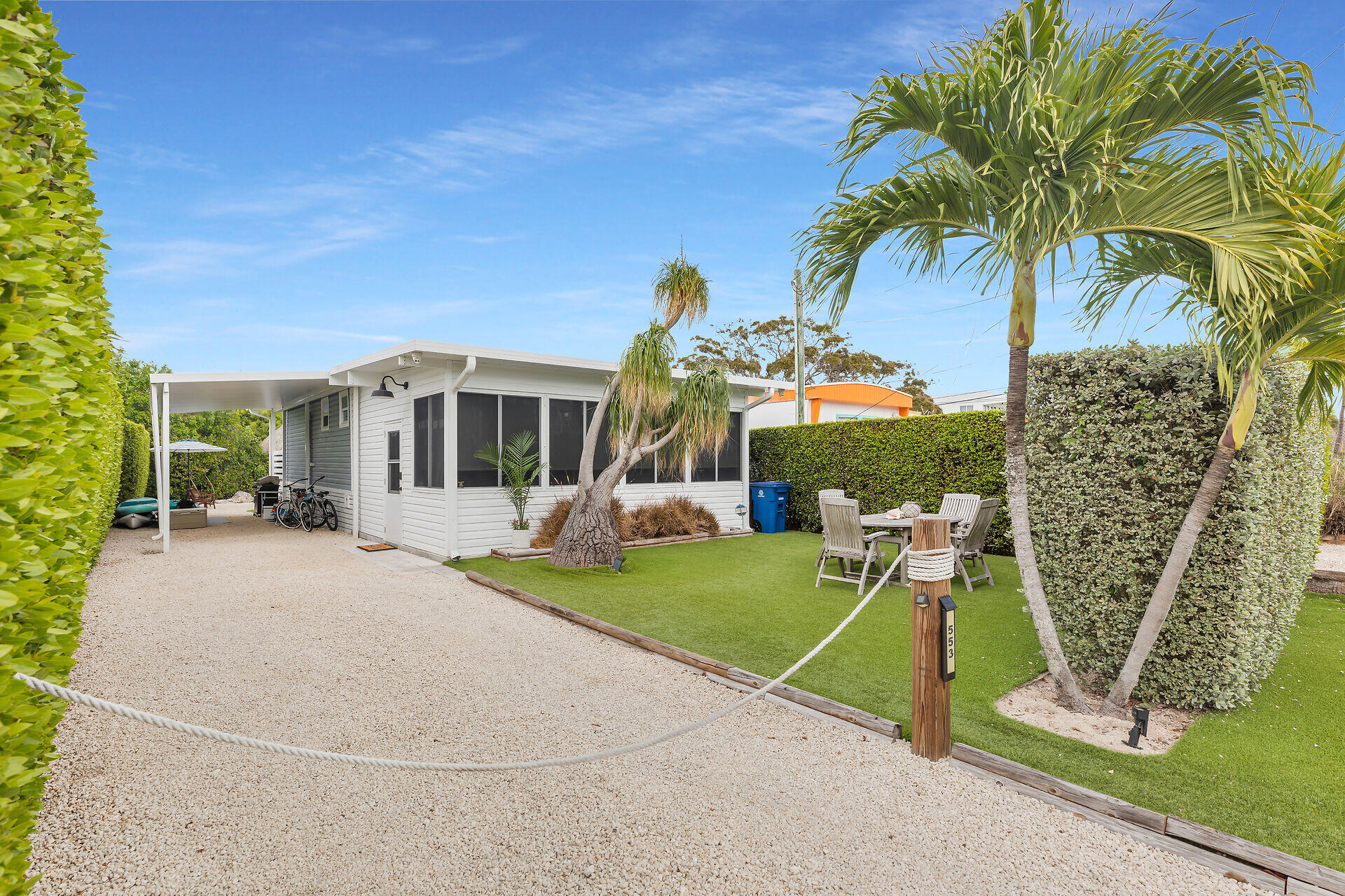 553 Oldsmar Lane Property Photo 4