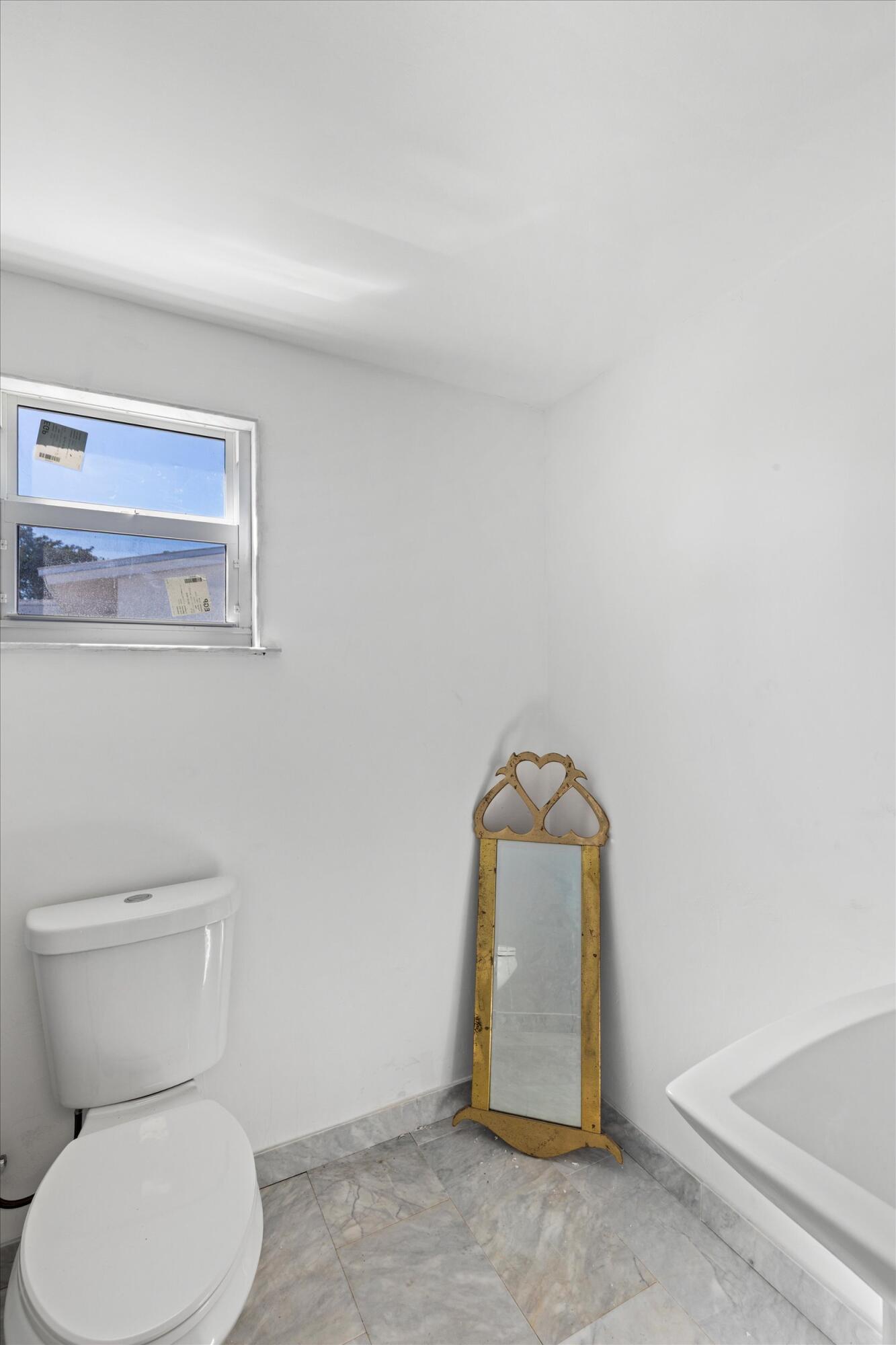 2924 Riviera Drive Property Photo 47