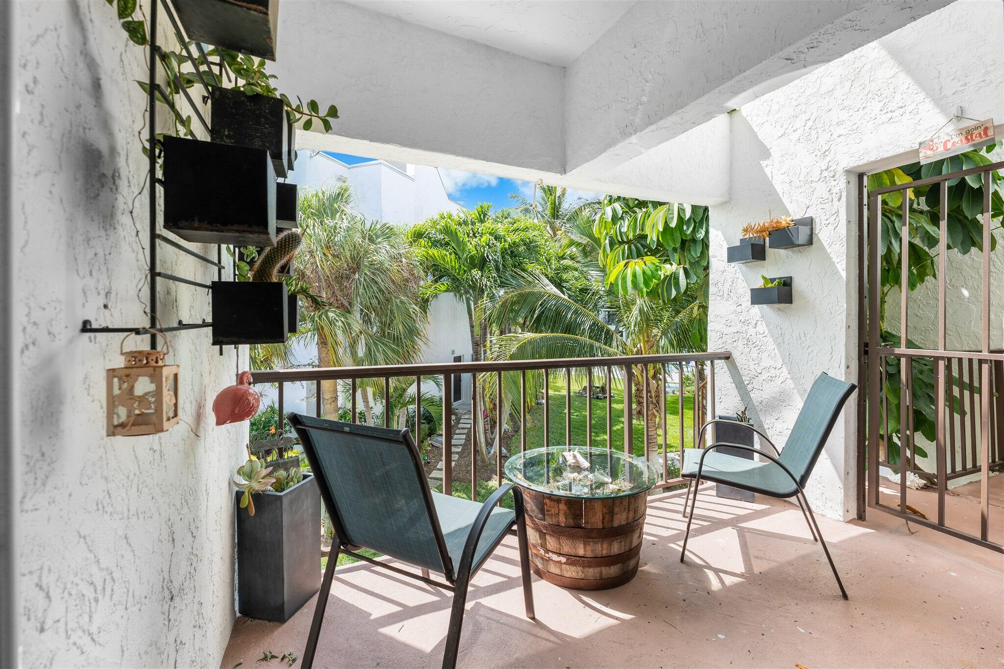 601 W Ocean Drive 105d Property Photo 8