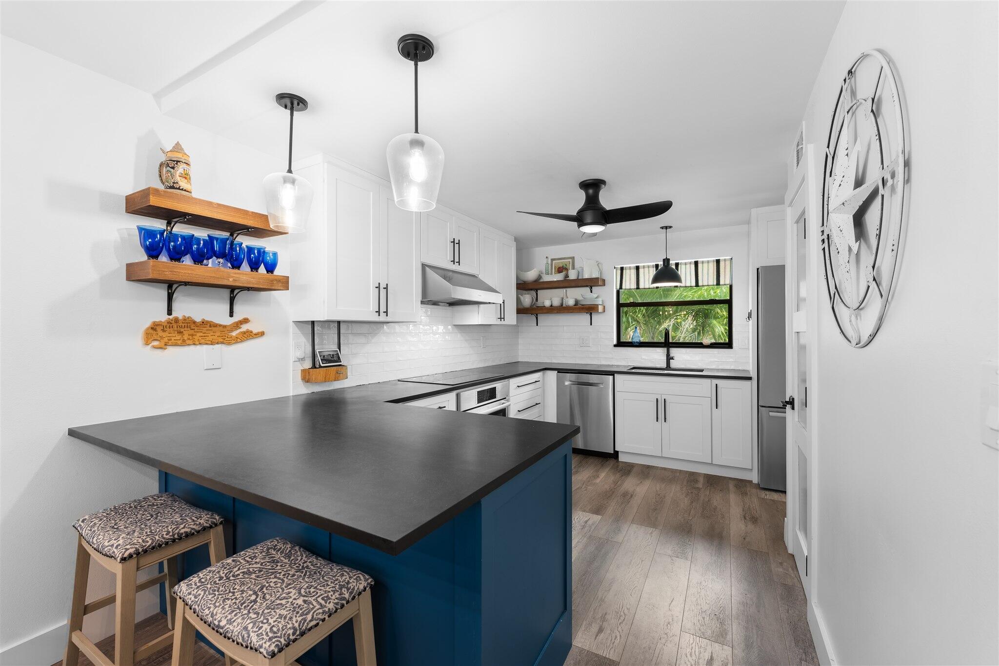 601 W Ocean Drive 105d Property Photo 16