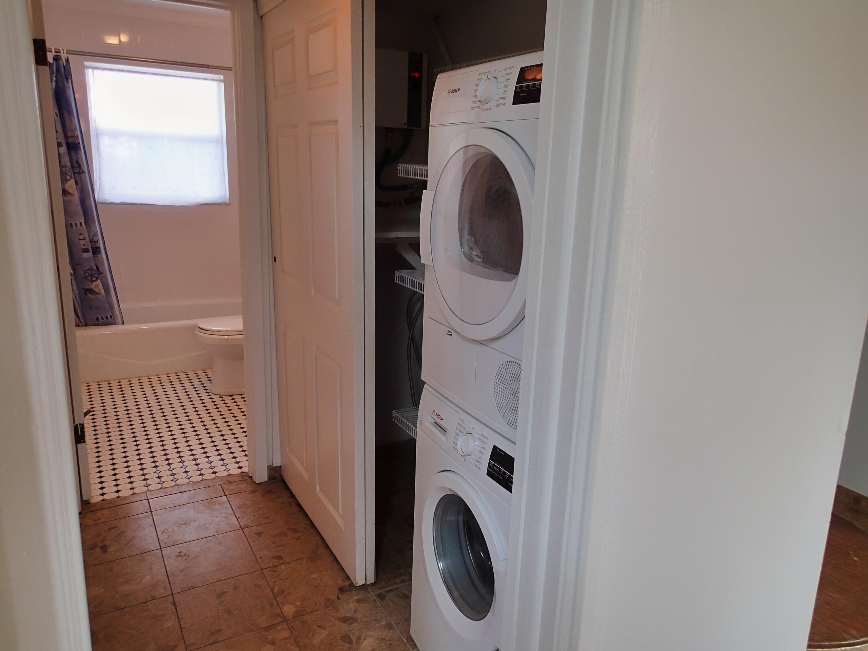 87 Marina Avenue Property Photo 33