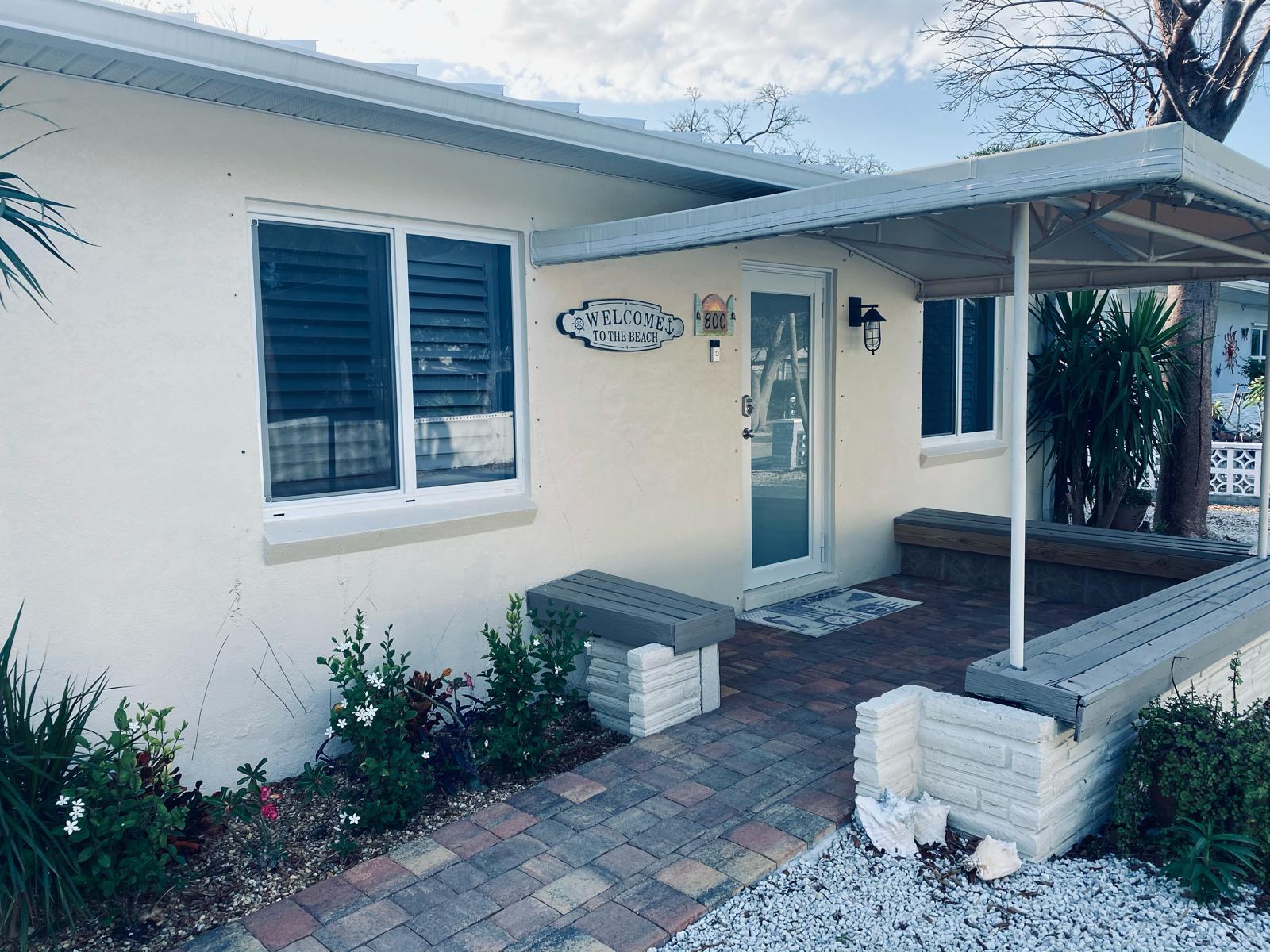 800 50th Court Property Photo 3