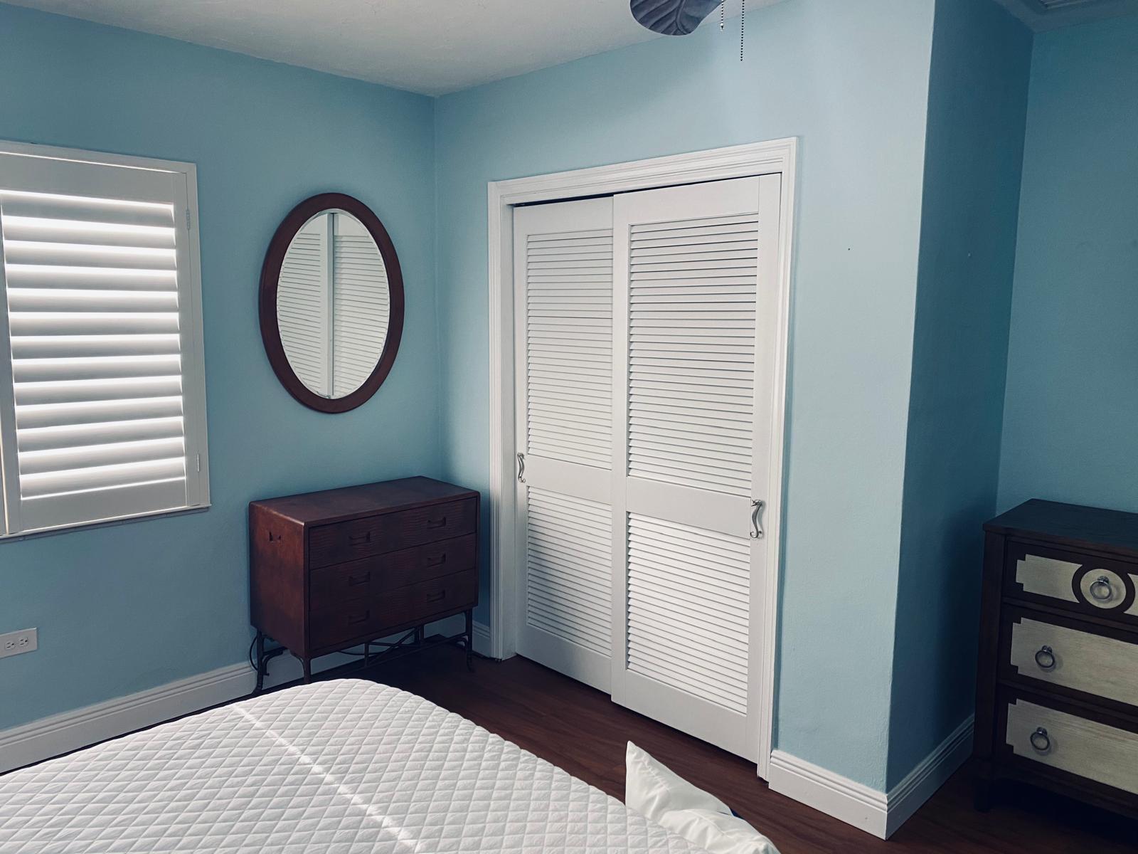 800 50th Court Property Photo 12