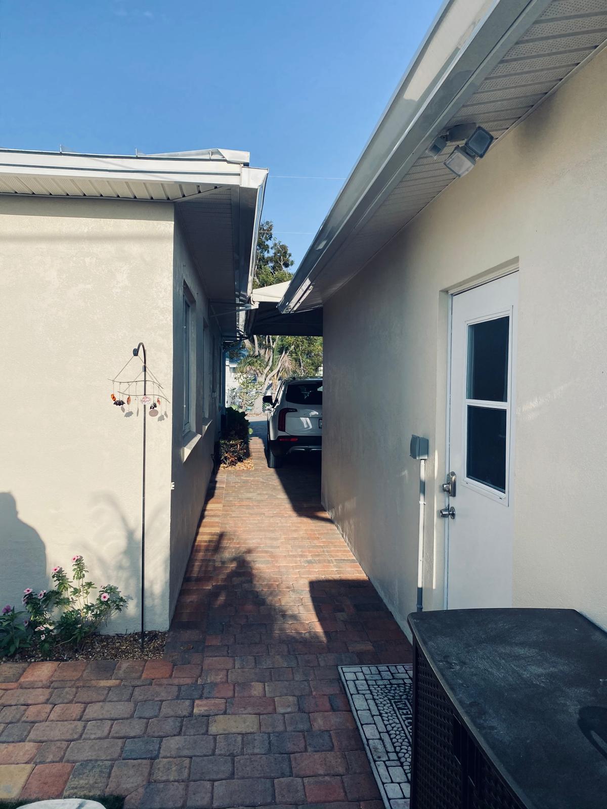 800 50th Court Property Photo 19
