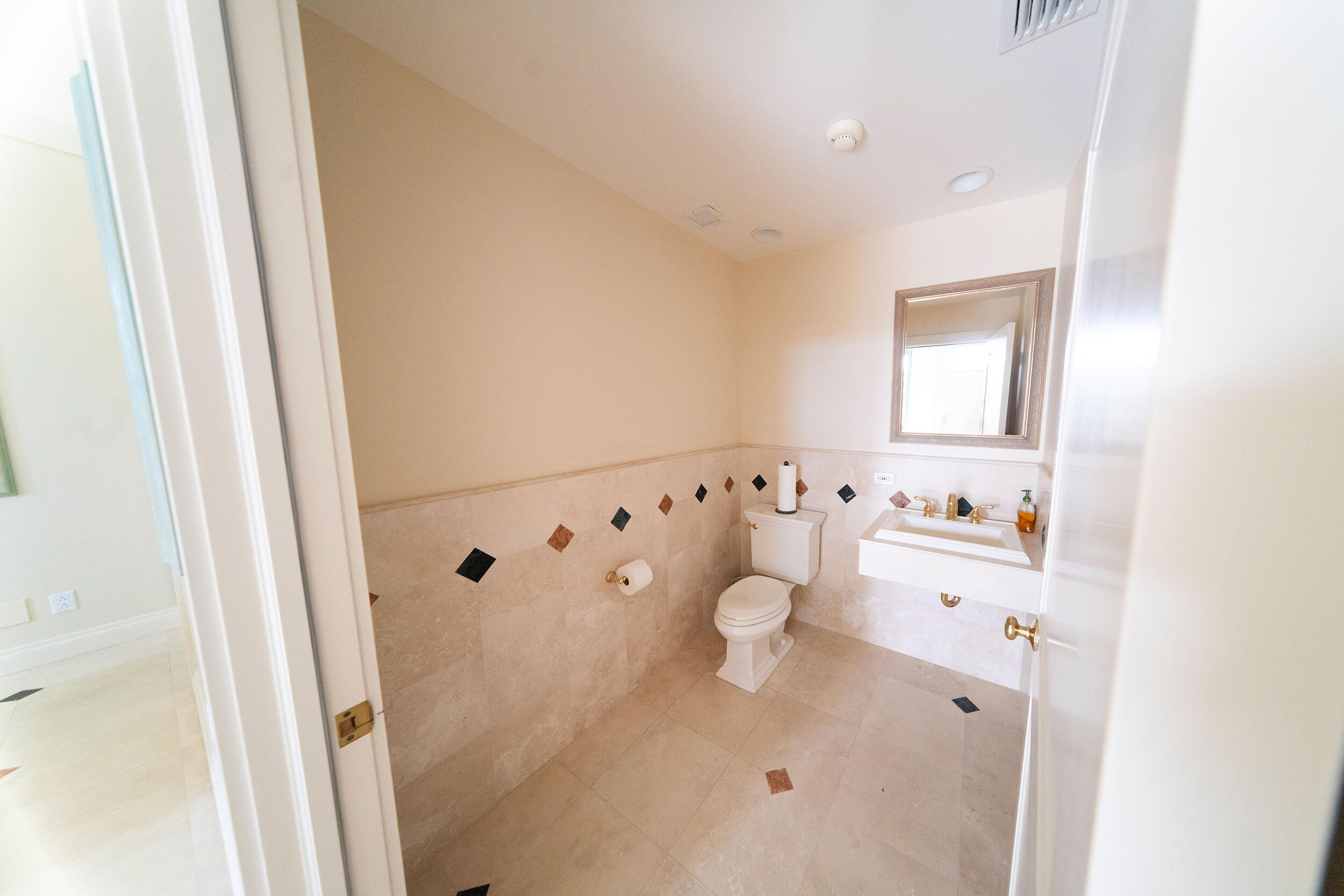 88701 Overseas Highway Property Photo 17