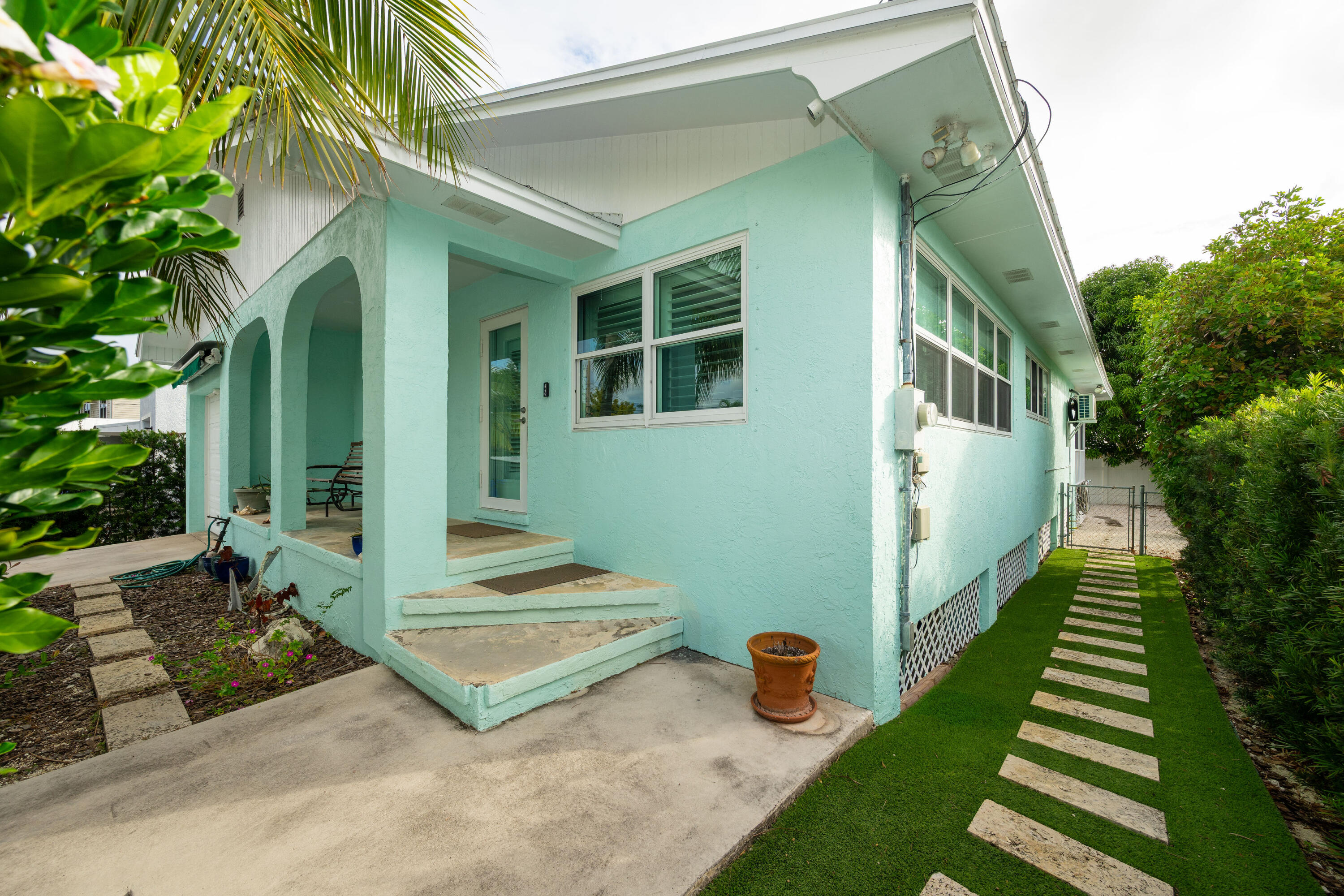 1613 Trinidad Drive Property Photo 6