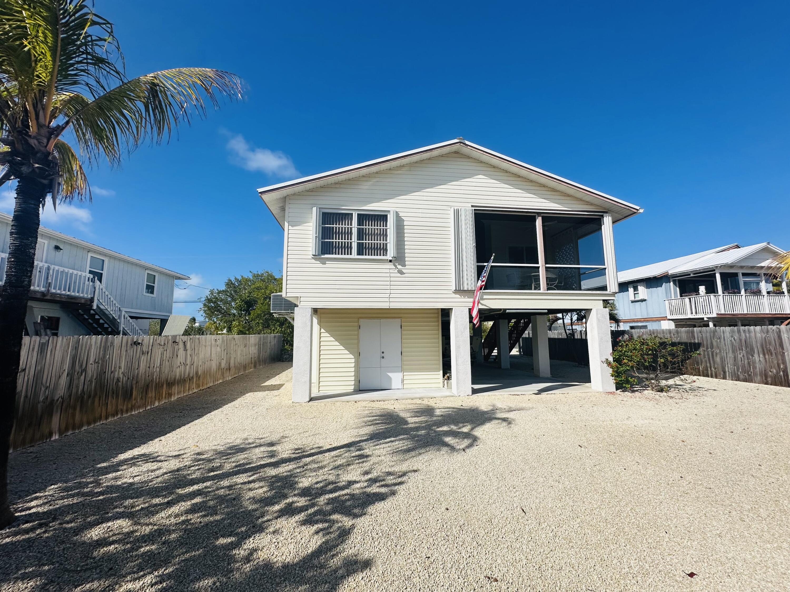 28452 Yucatan Lane Property Photo 1