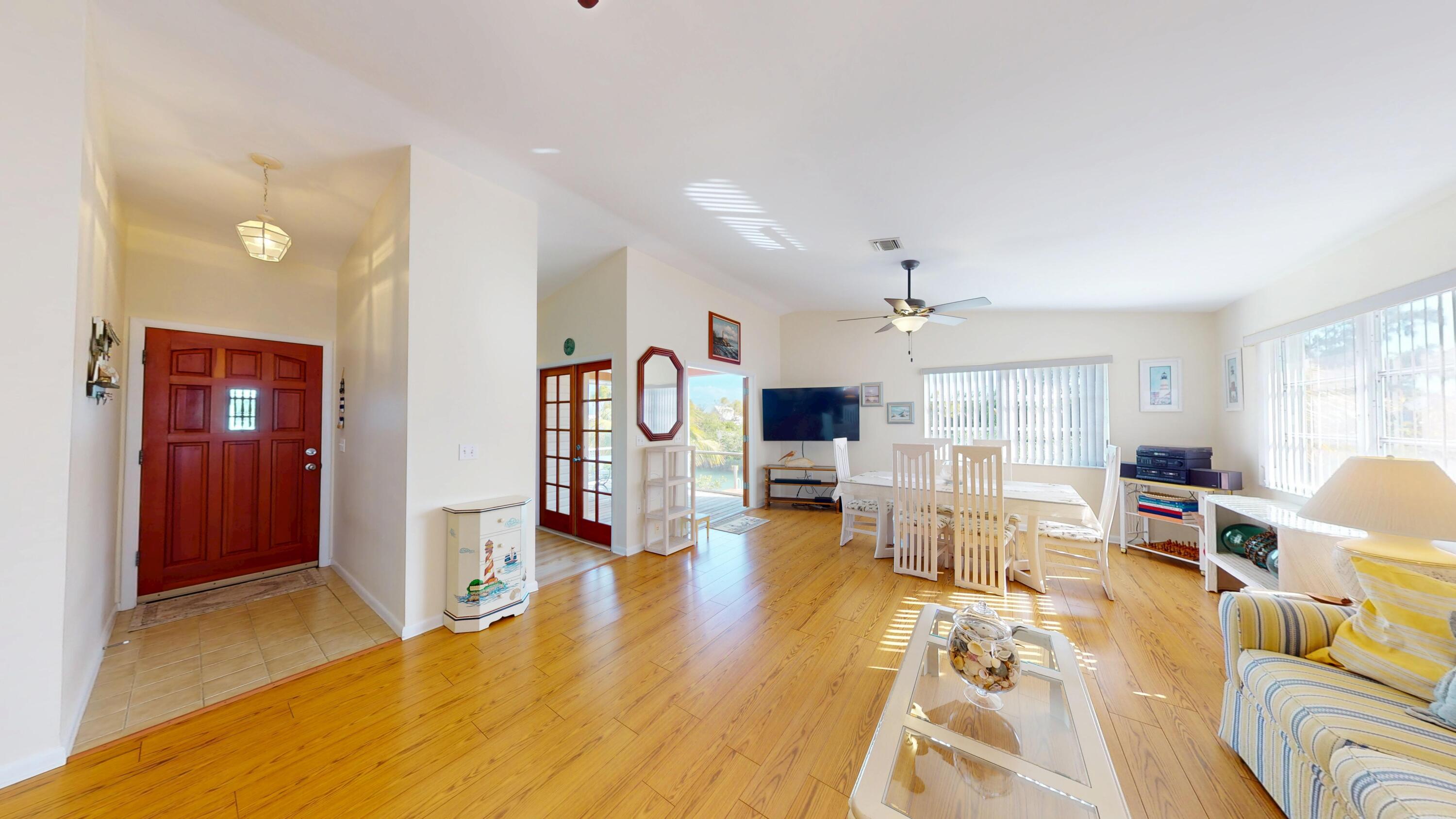 28452 Yucatan Lane Property Photo 11
