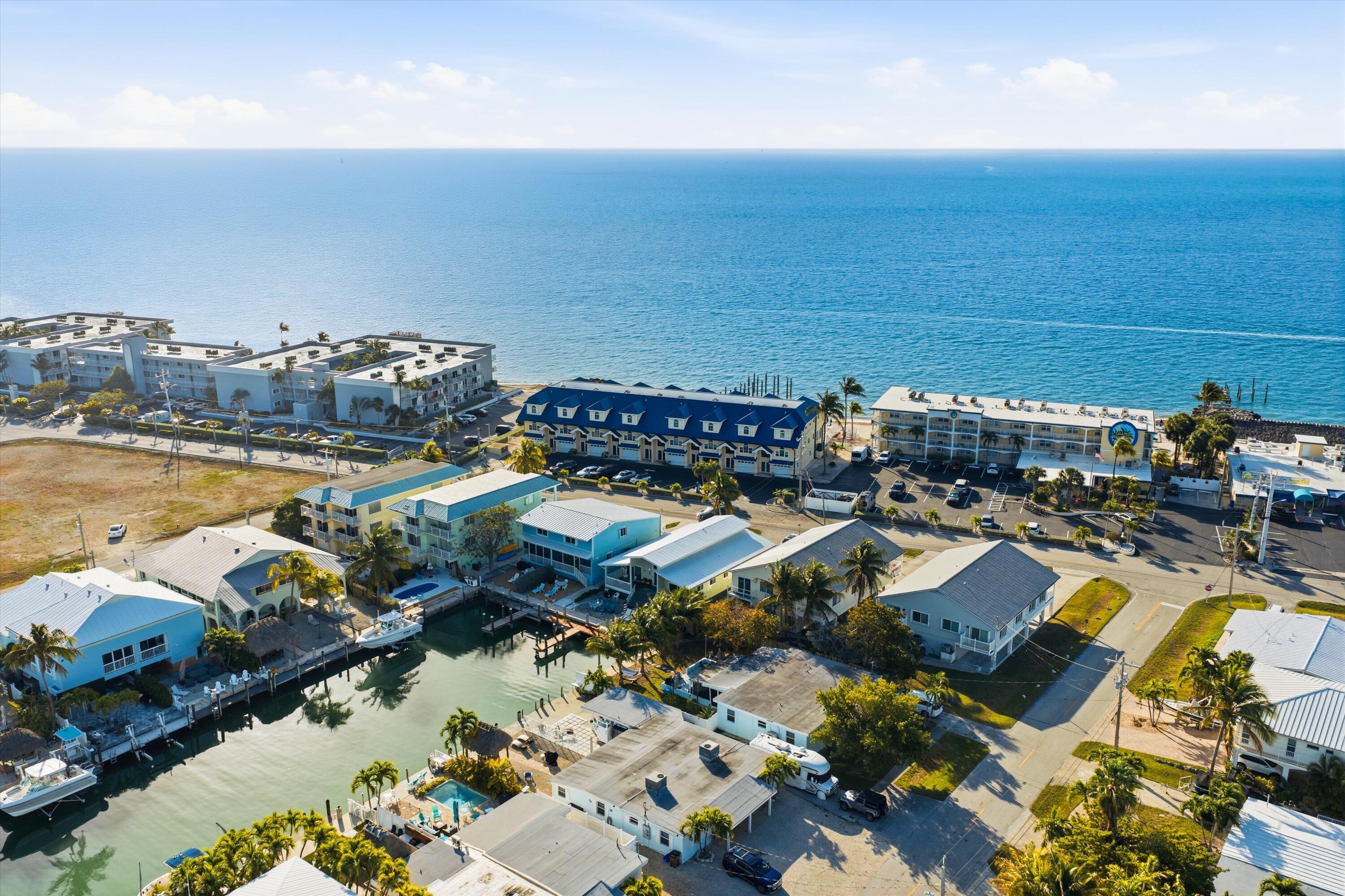 340-350 E Ocean Drive Property Photo 13