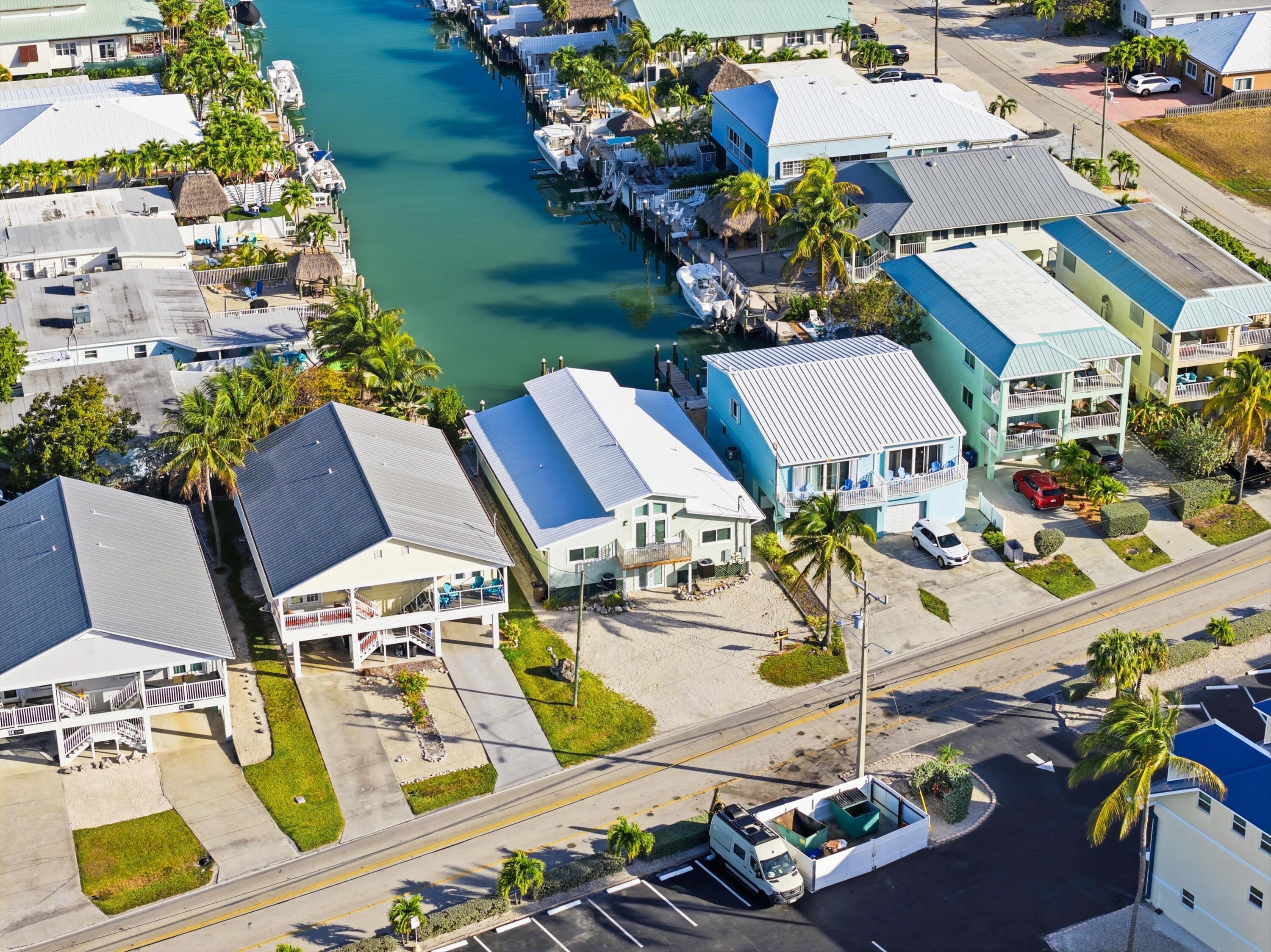 340-350 E Ocean Drive Property Photo 16