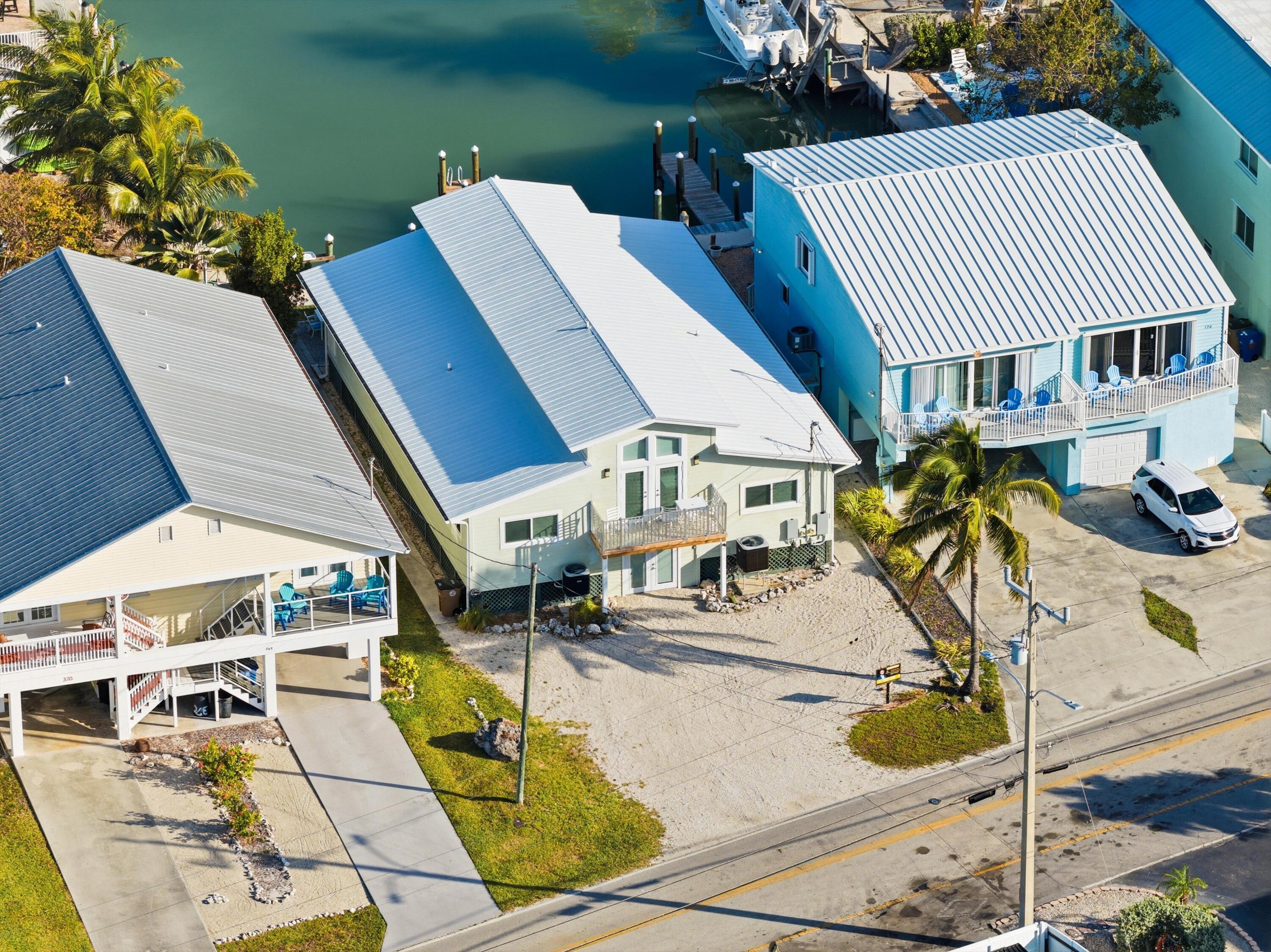 340-350 E Ocean Drive Property Photo 17