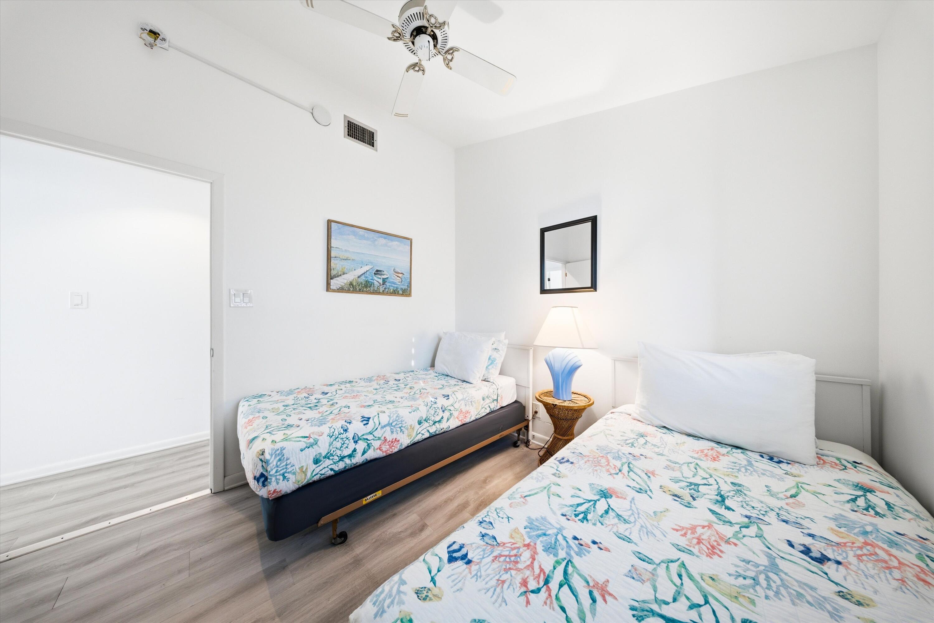 340-350 E Ocean Drive Property Photo 51