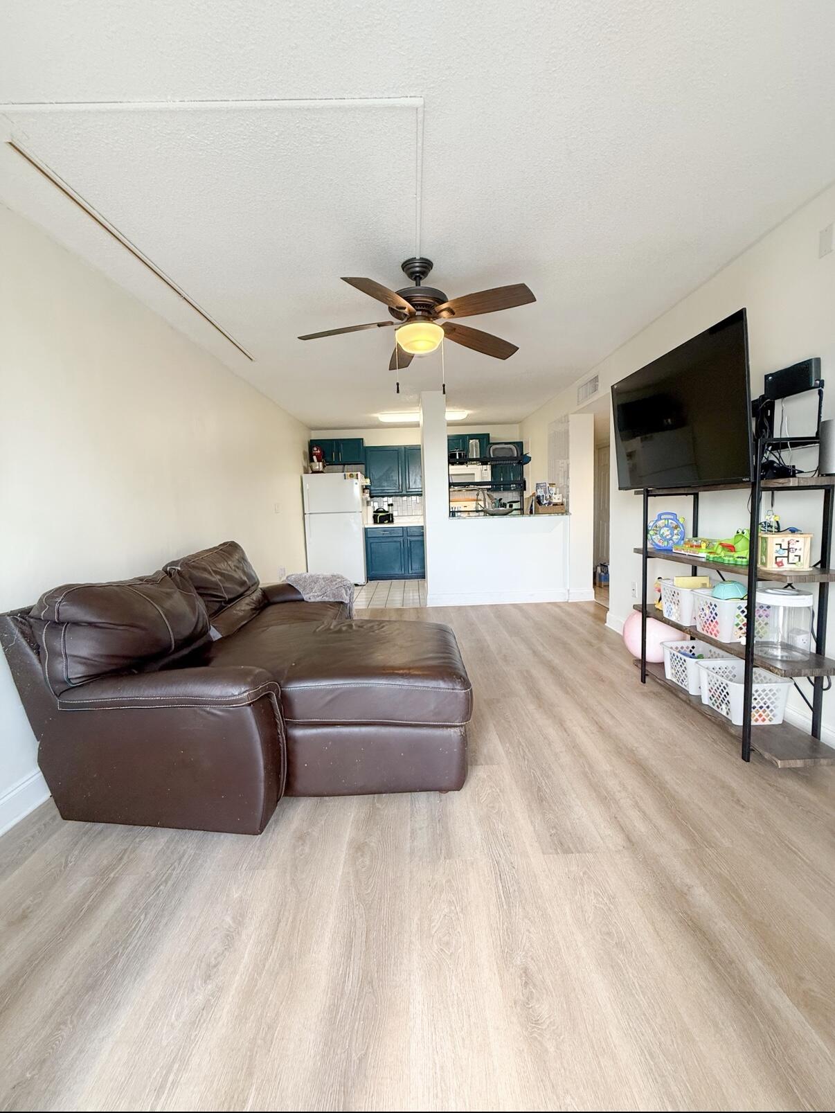 3312 Northside Drive 202 Property Photo 8