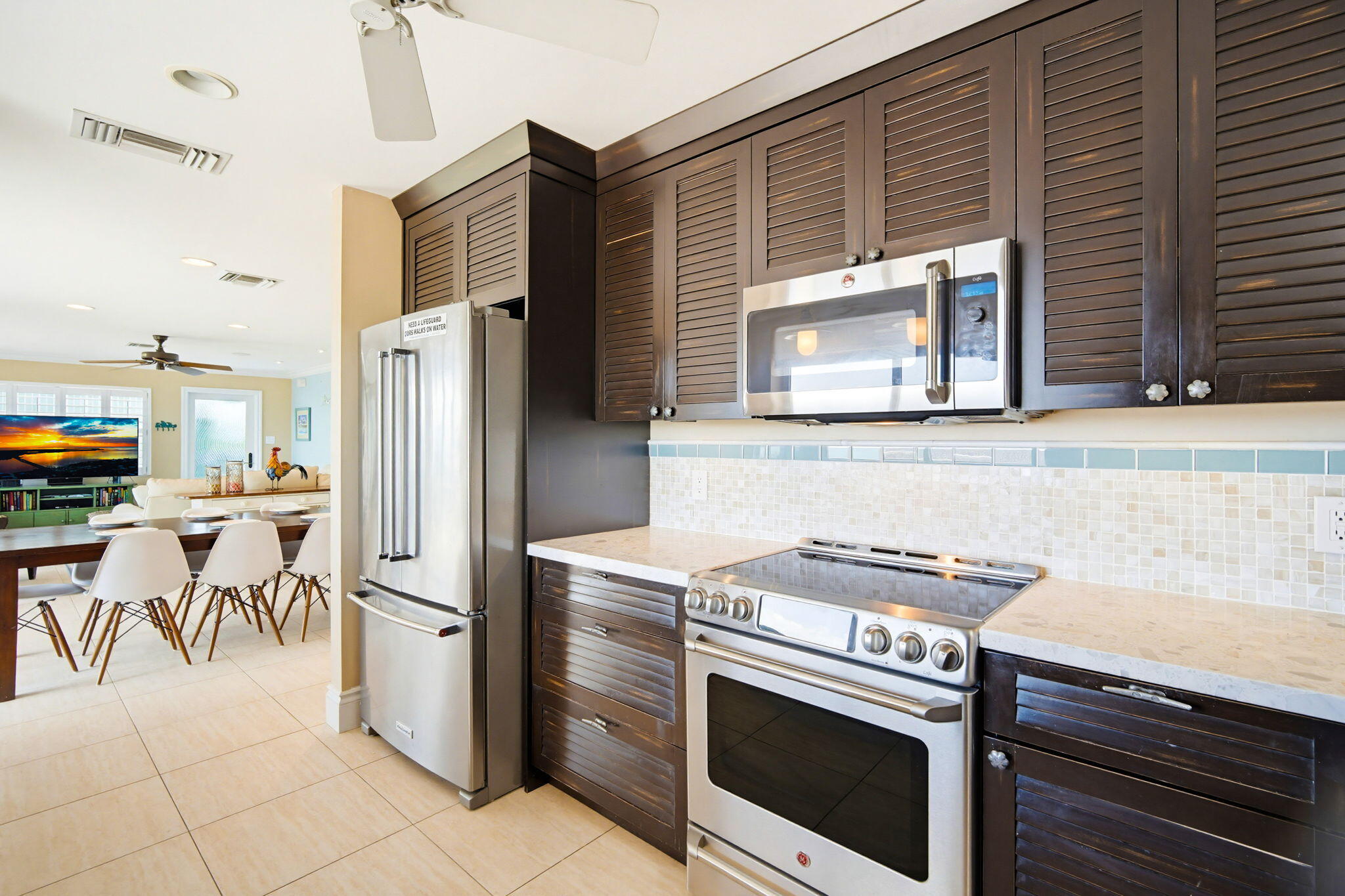 425 Harbour Drive Property Photo 13