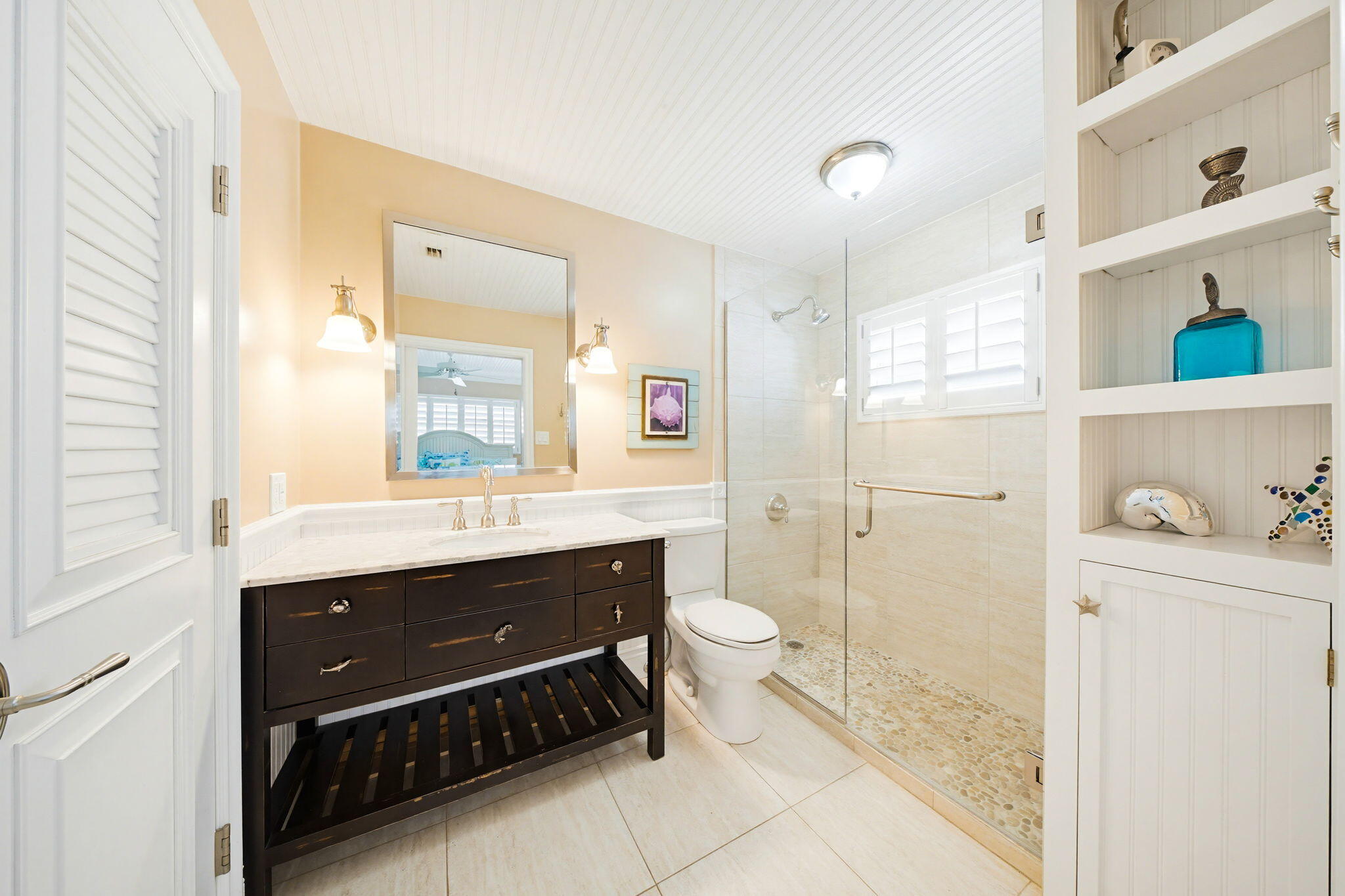 425 Harbour Drive Property Photo 20