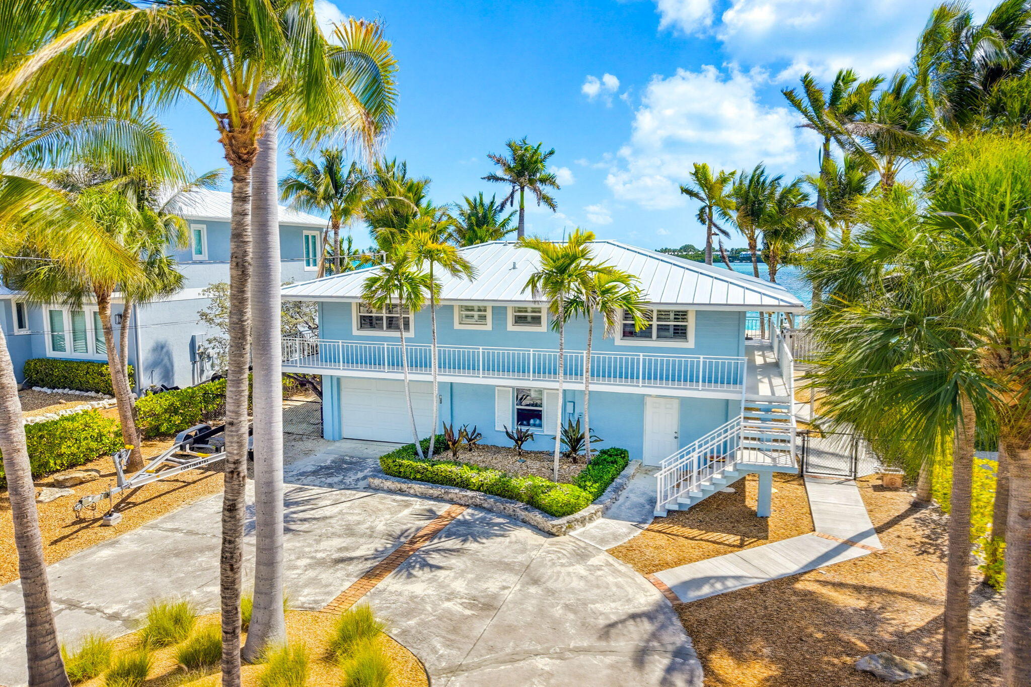 425 Harbour Drive Property Photo 42