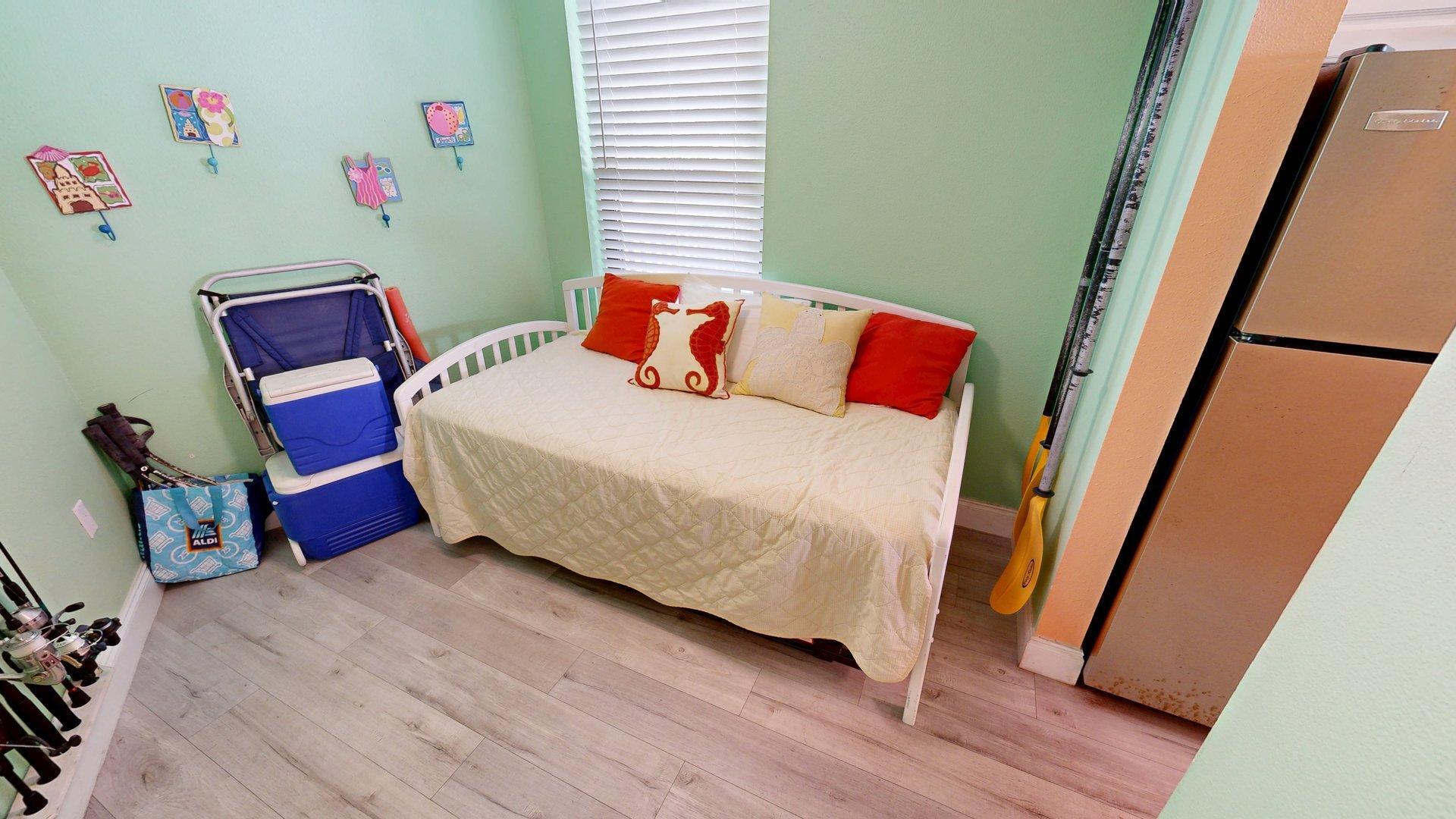 104350 Overseas Highway Apt A204 Property Photo 4