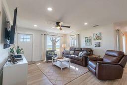 4480 Lakeview Drive Property Photo 7