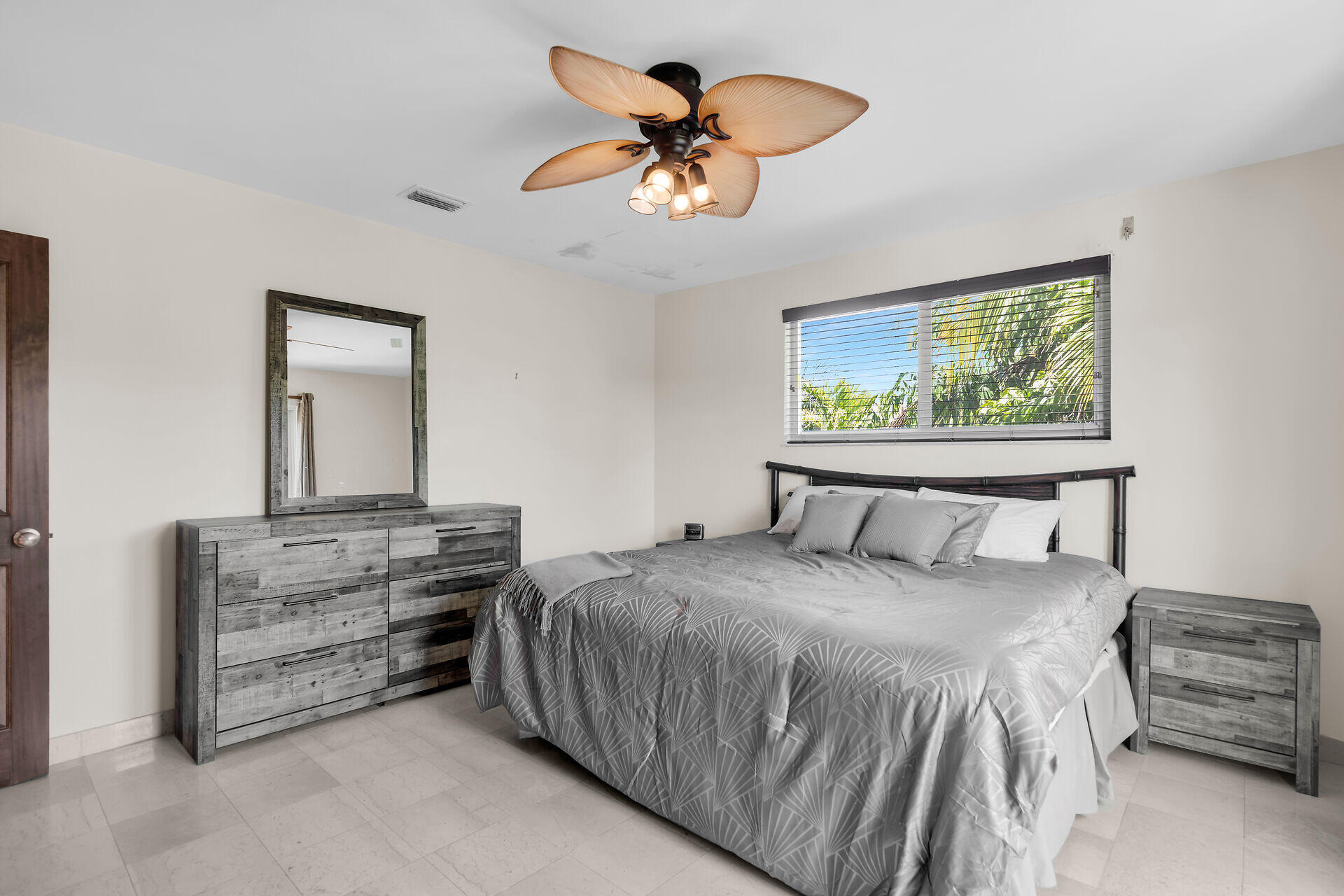 136 San Remo Drive Property Photo 45