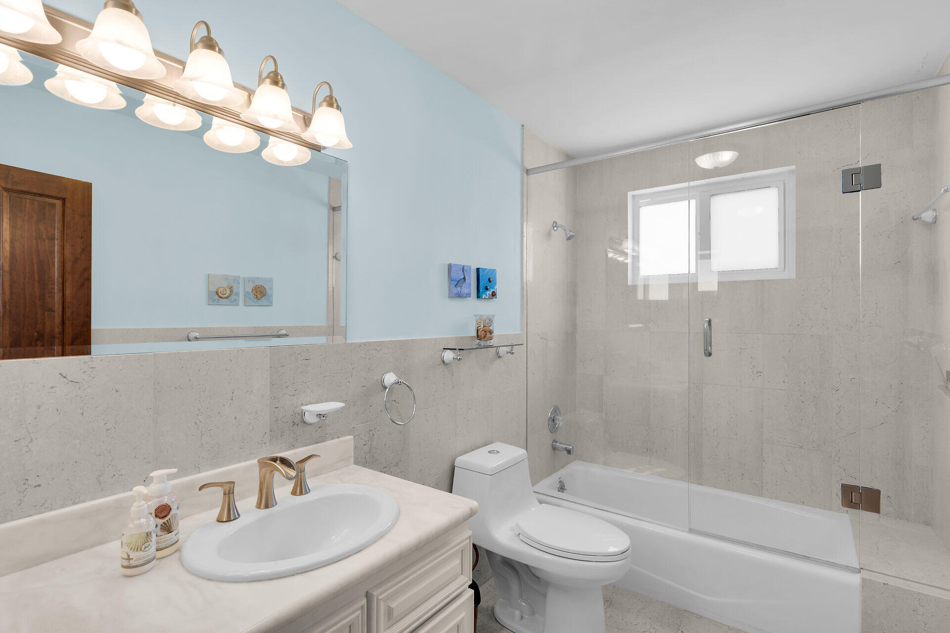 136 San Remo Drive Property Photo 47