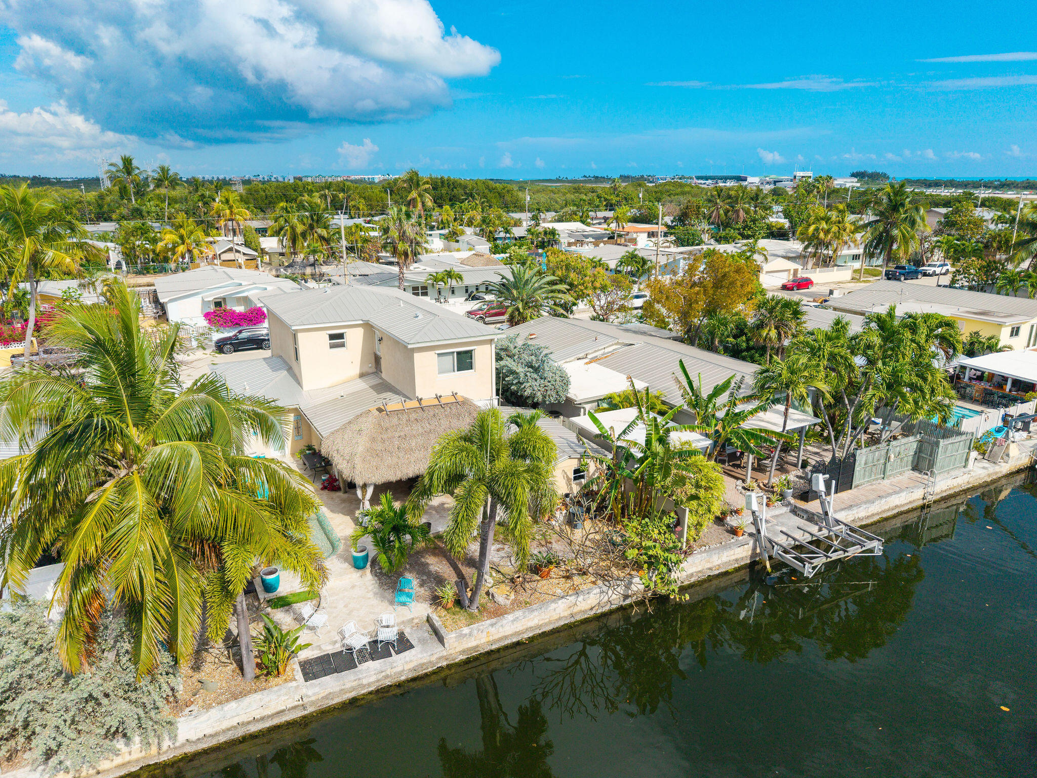 1620 Jamaica Drive Property Photo 3