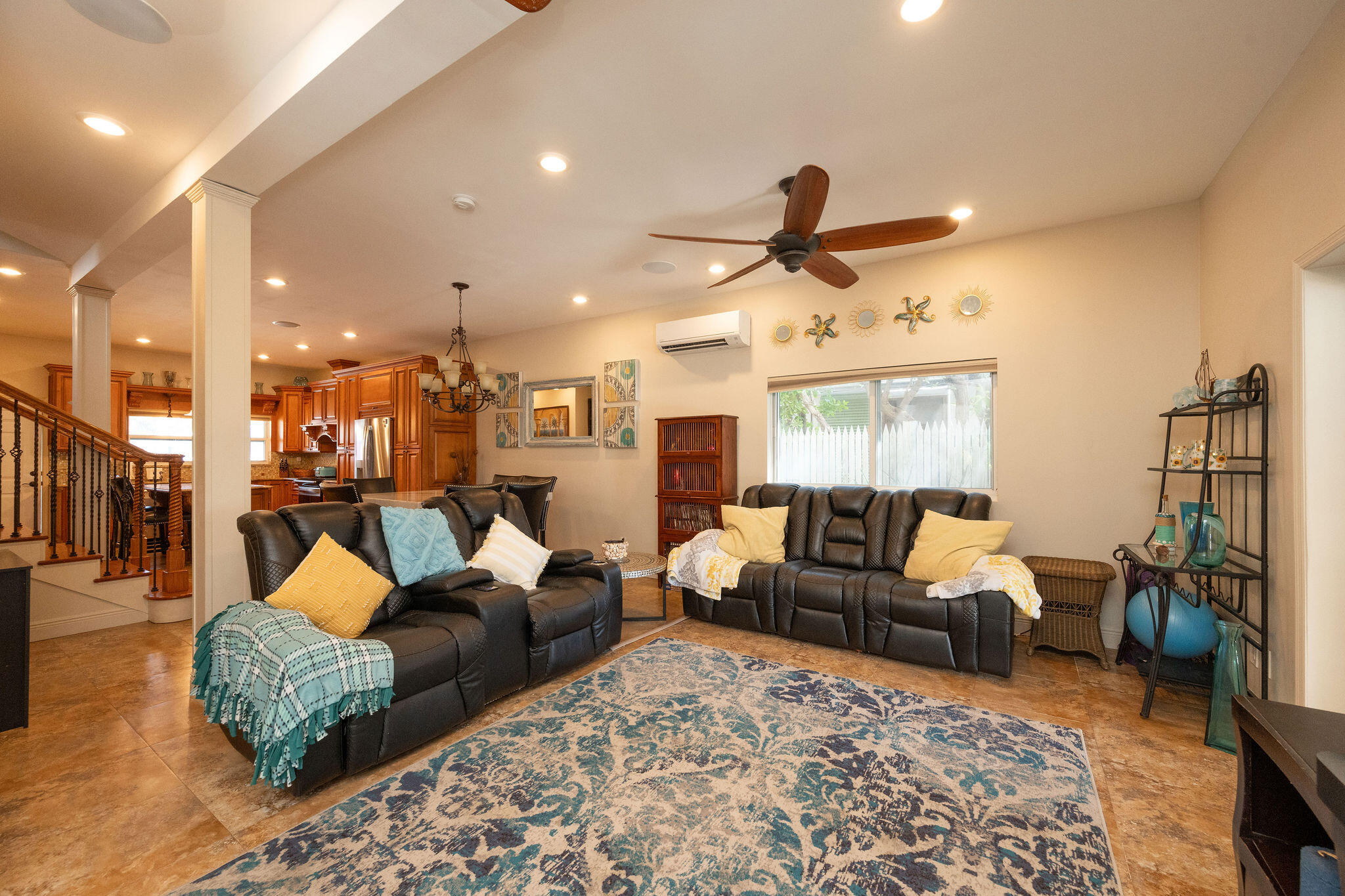 1620 Jamaica Drive Property Photo 4