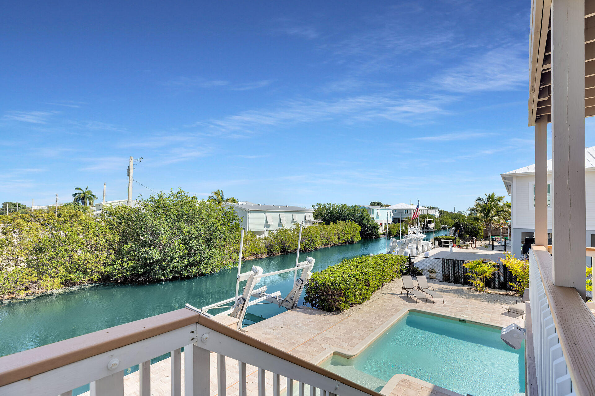 333 Indies Road Property Photo 10