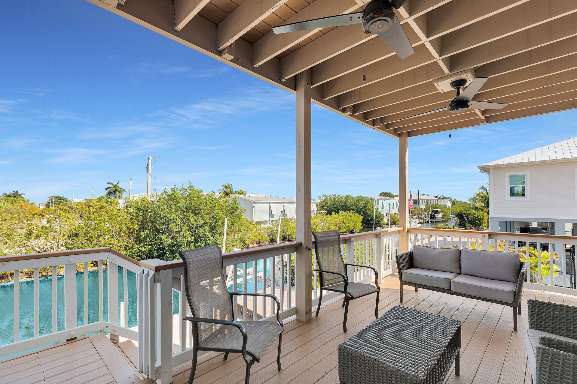 333 Indies Road Property Photo 11