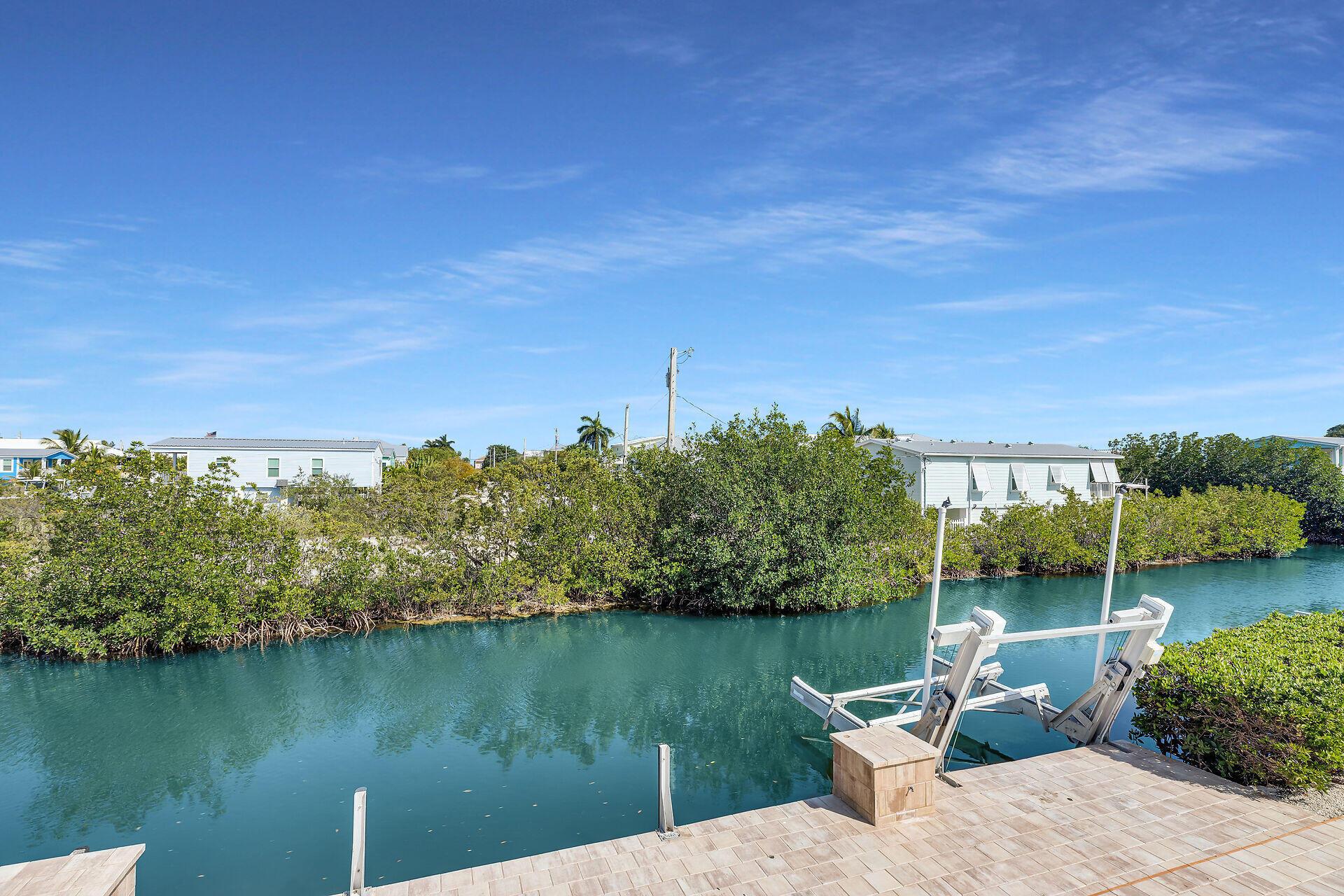 333 Indies Road Property Photo 12