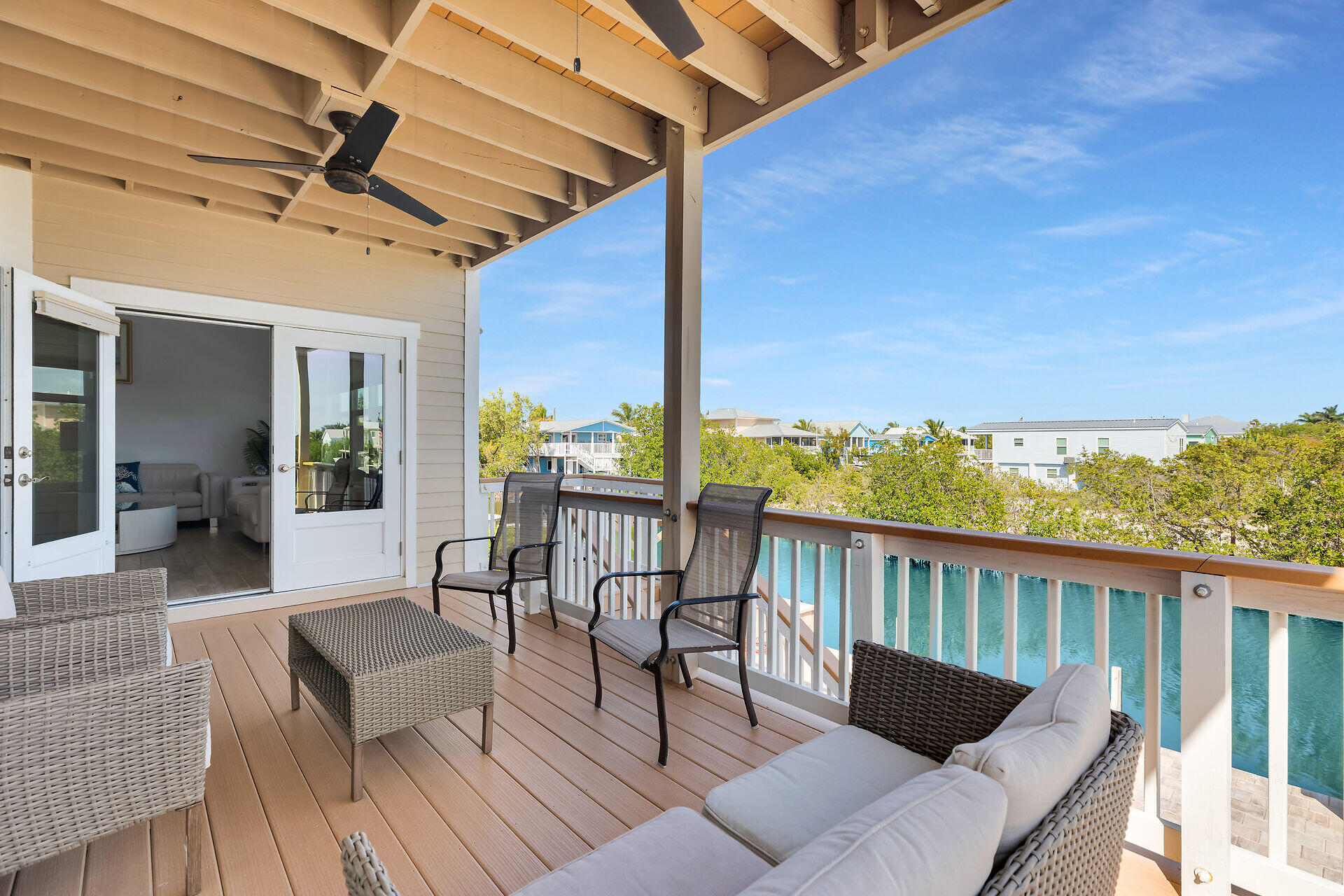 333 Indies Road Property Photo 13
