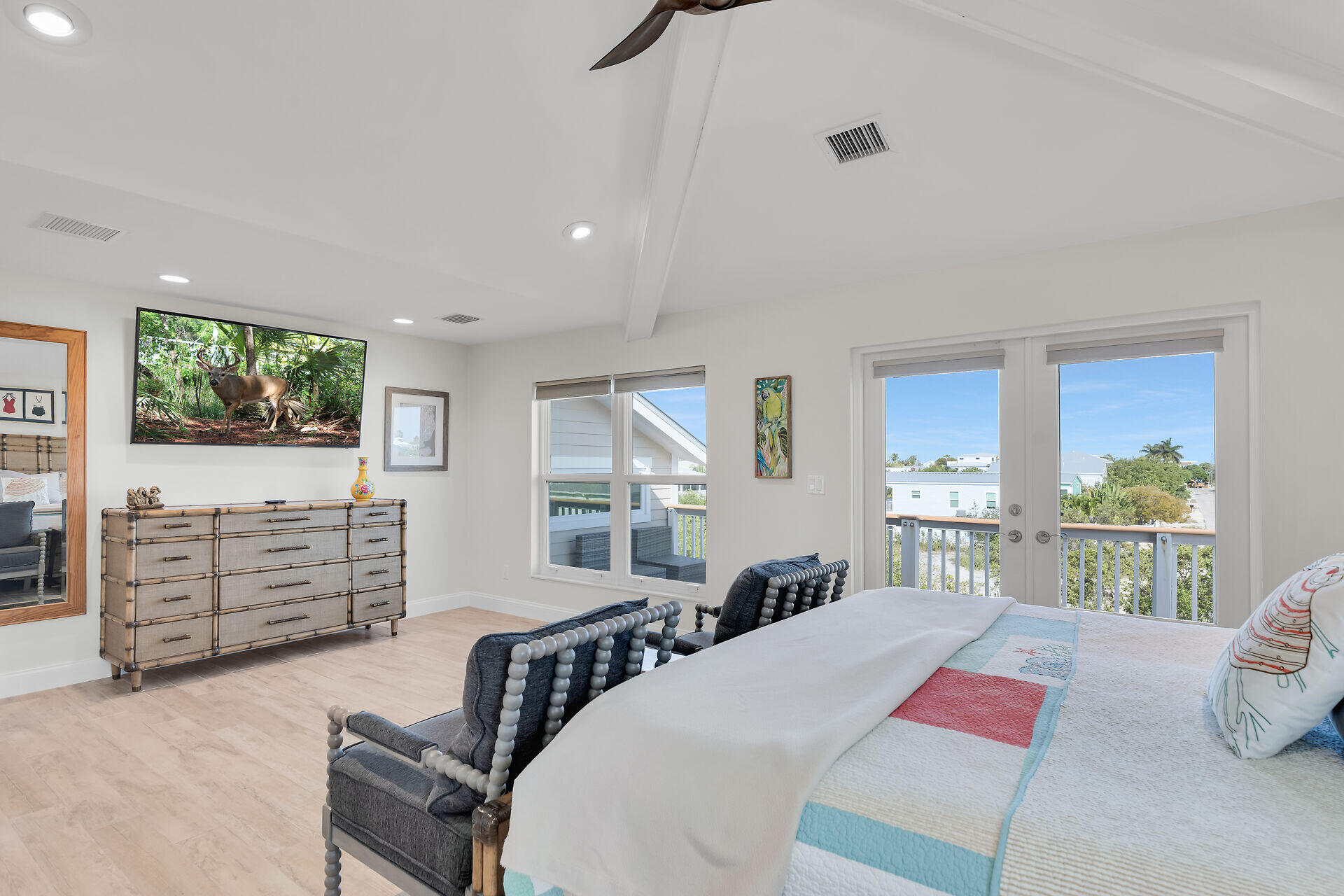 333 Indies Road Property Photo 27