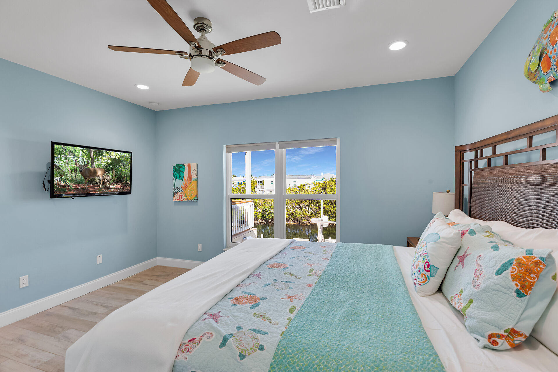 333 Indies Road Property Photo 32