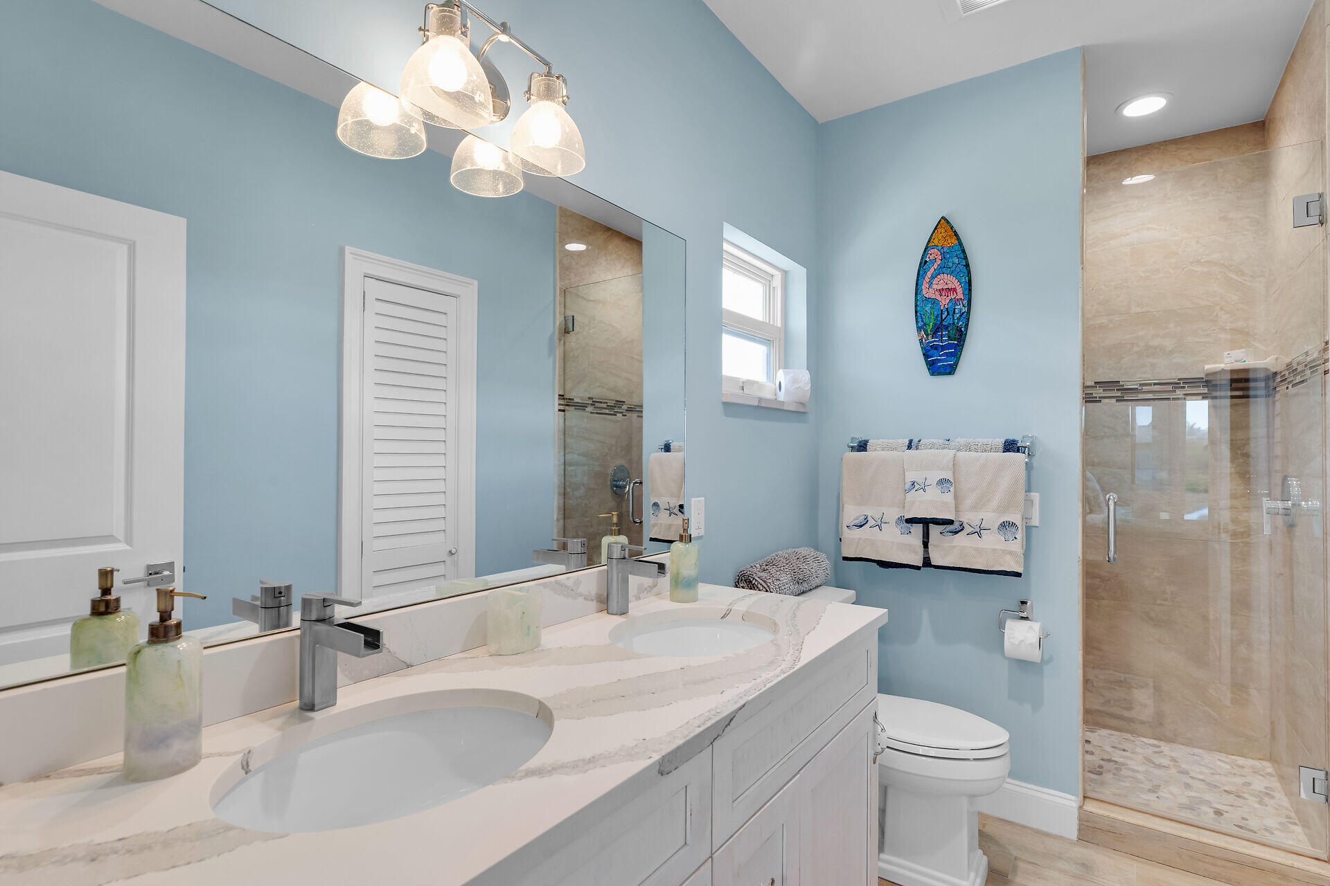 333 Indies Road Property Photo 33