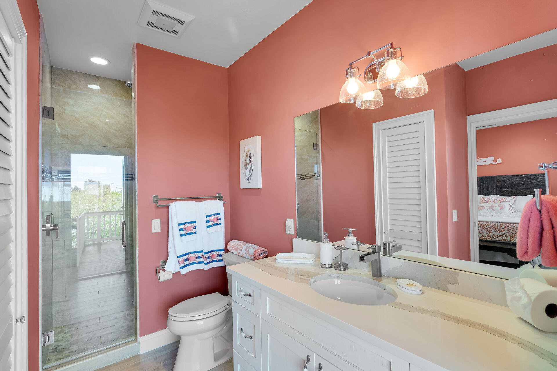 333 Indies Road Property Photo 35