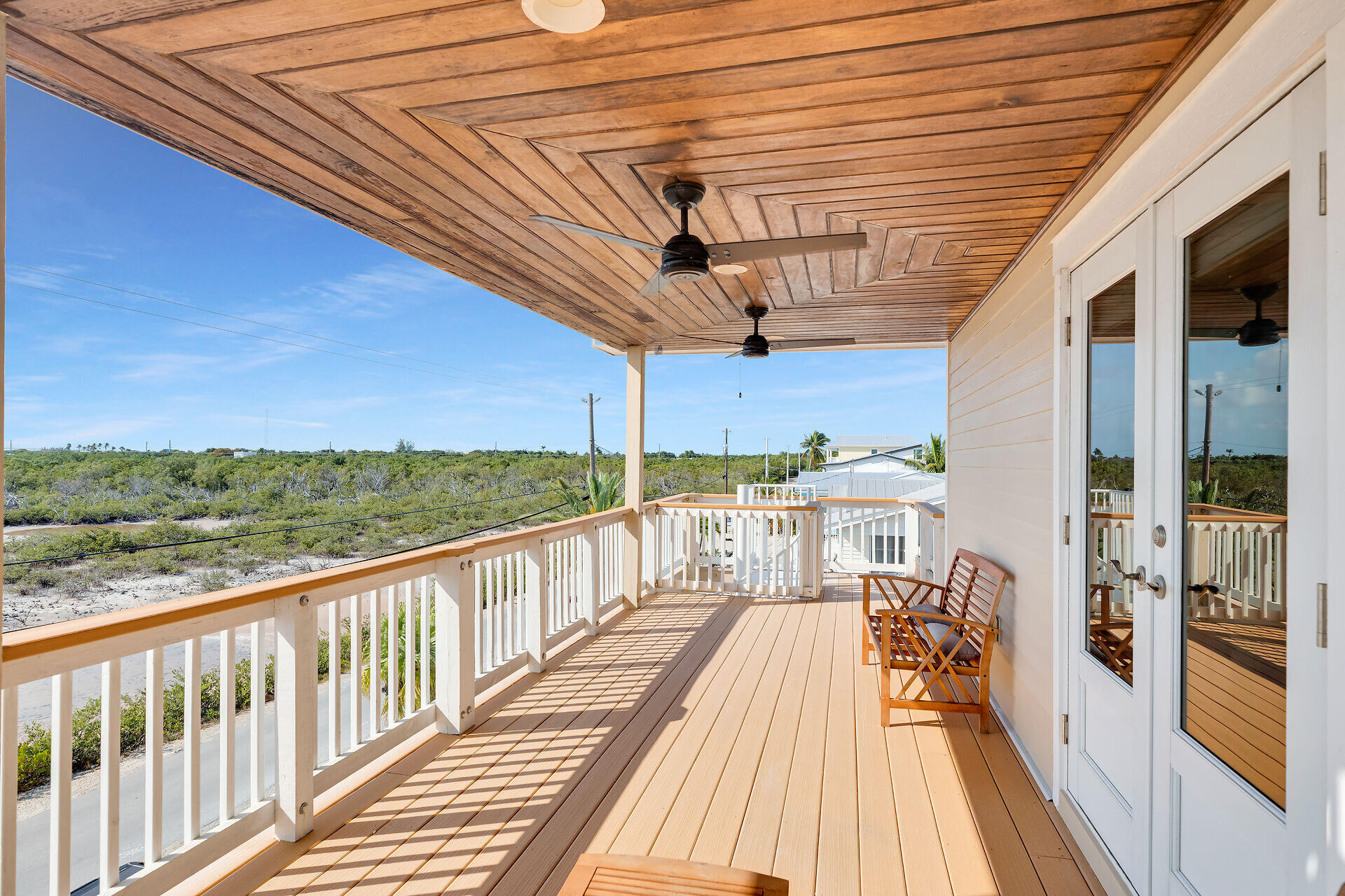 333 Indies Road Property Photo 40