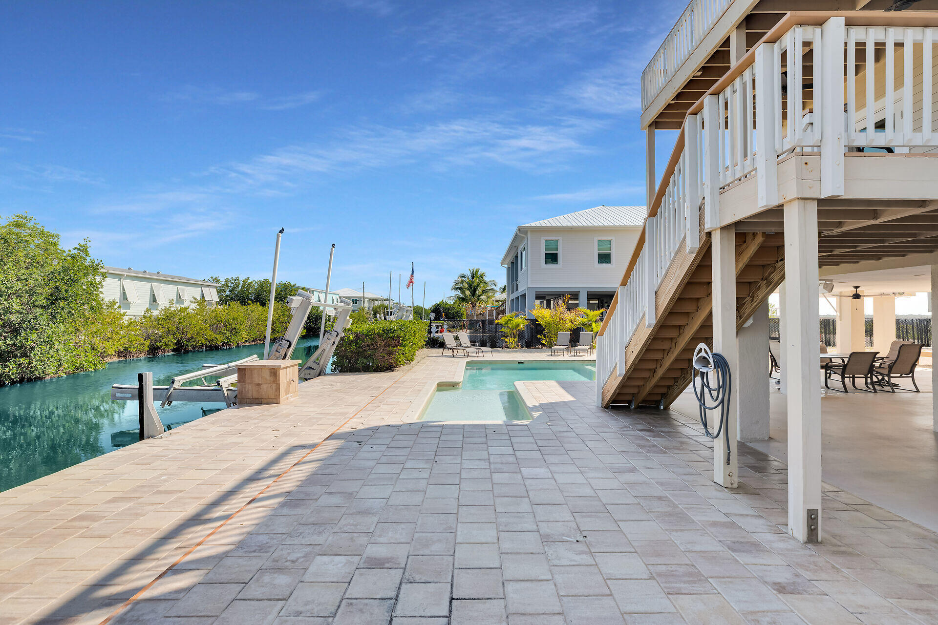 333 Indies Road Property Photo 50
