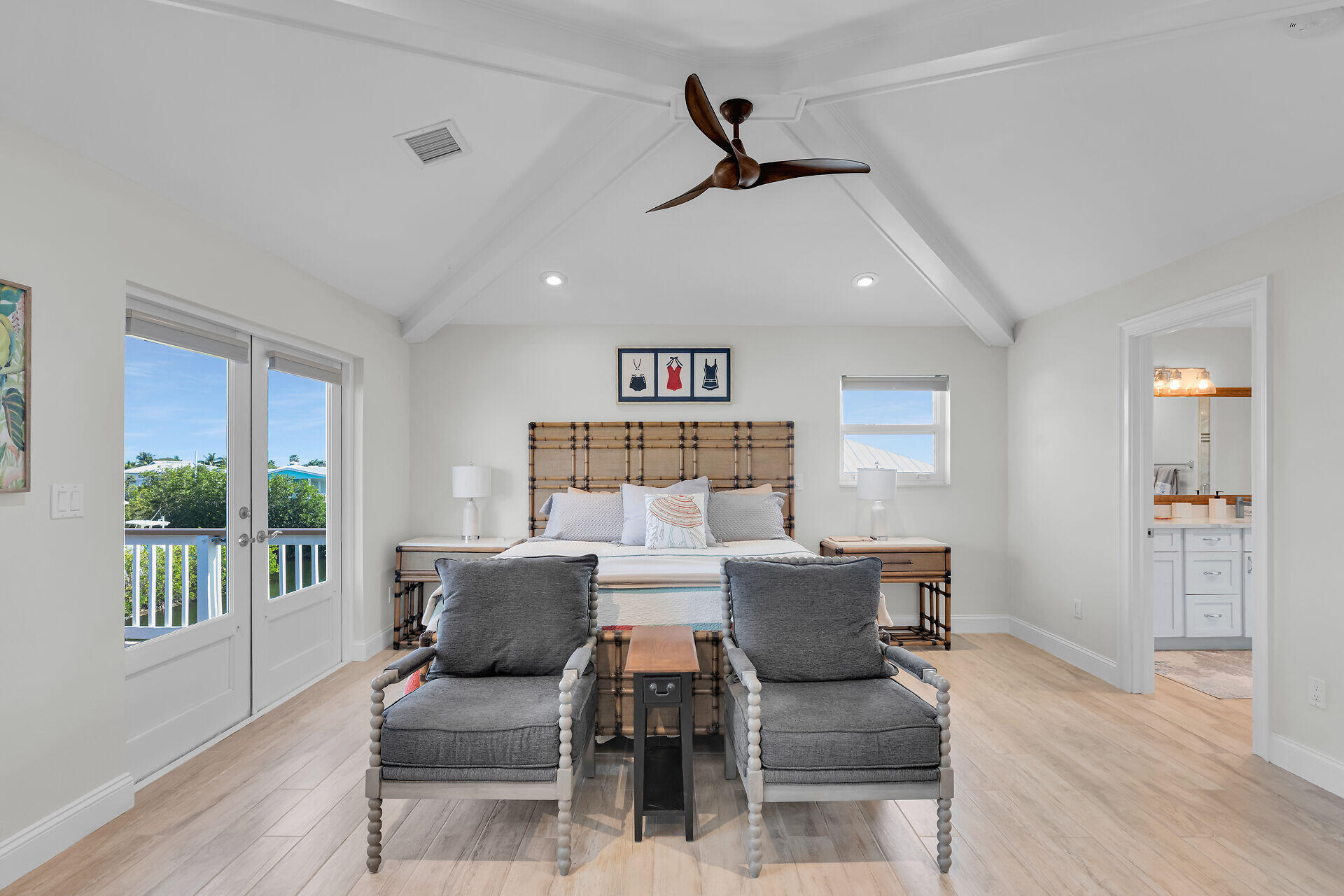 333 Indies Road Property Photo 54