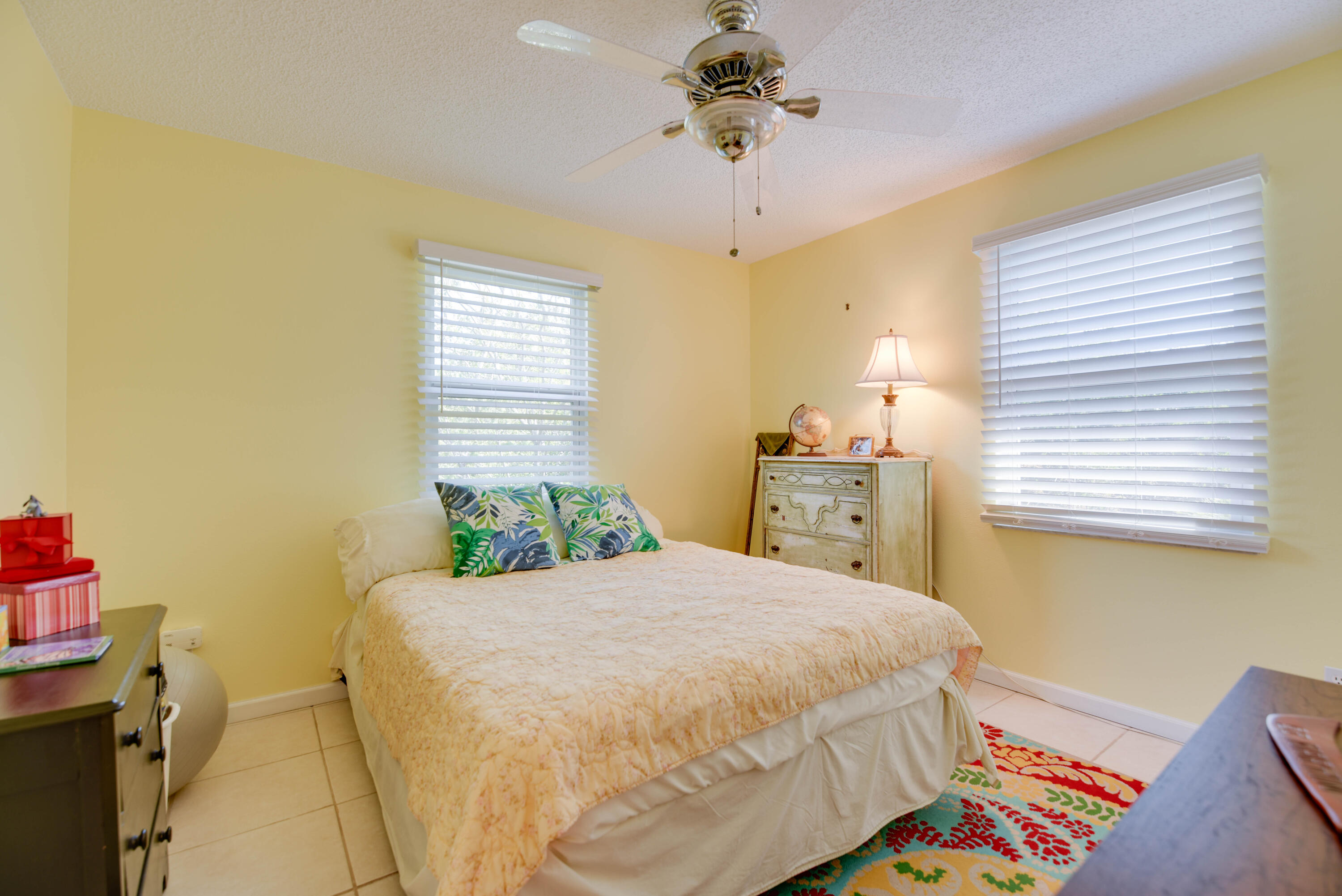 1719 Narcissus Avenue Property Photo 15