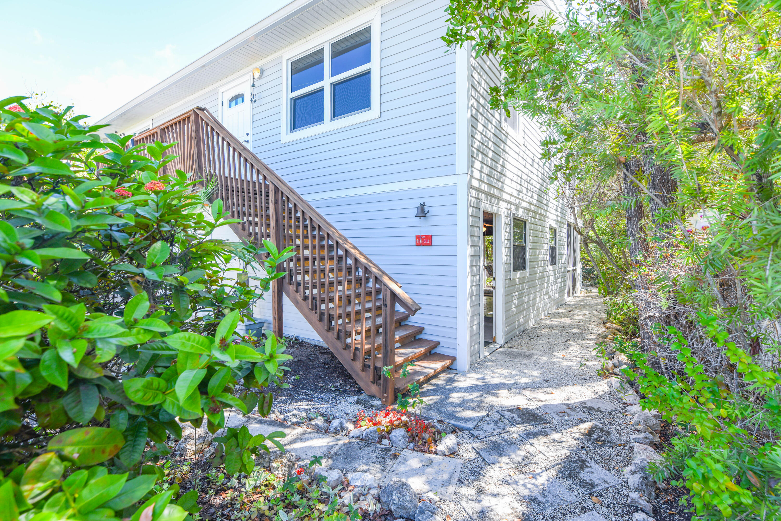 1719 Narcissus Avenue Property Photo 31