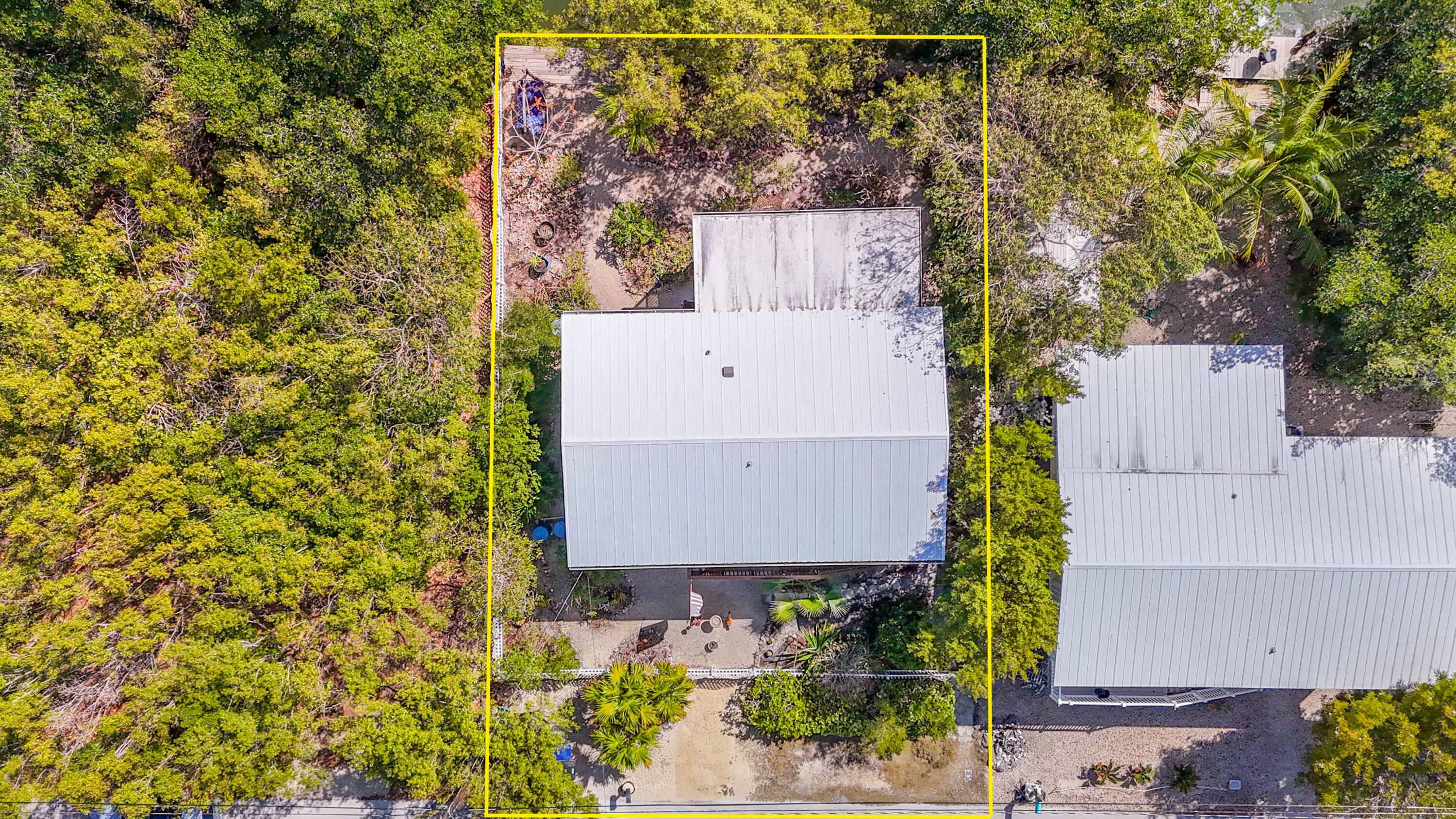 1719 Narcissus Avenue Property Photo 34